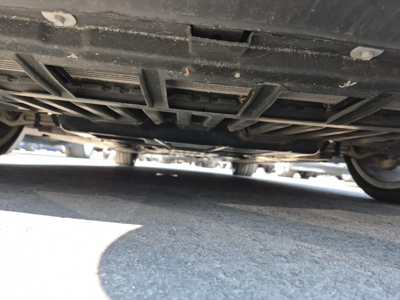Undercarriage - Front Photo