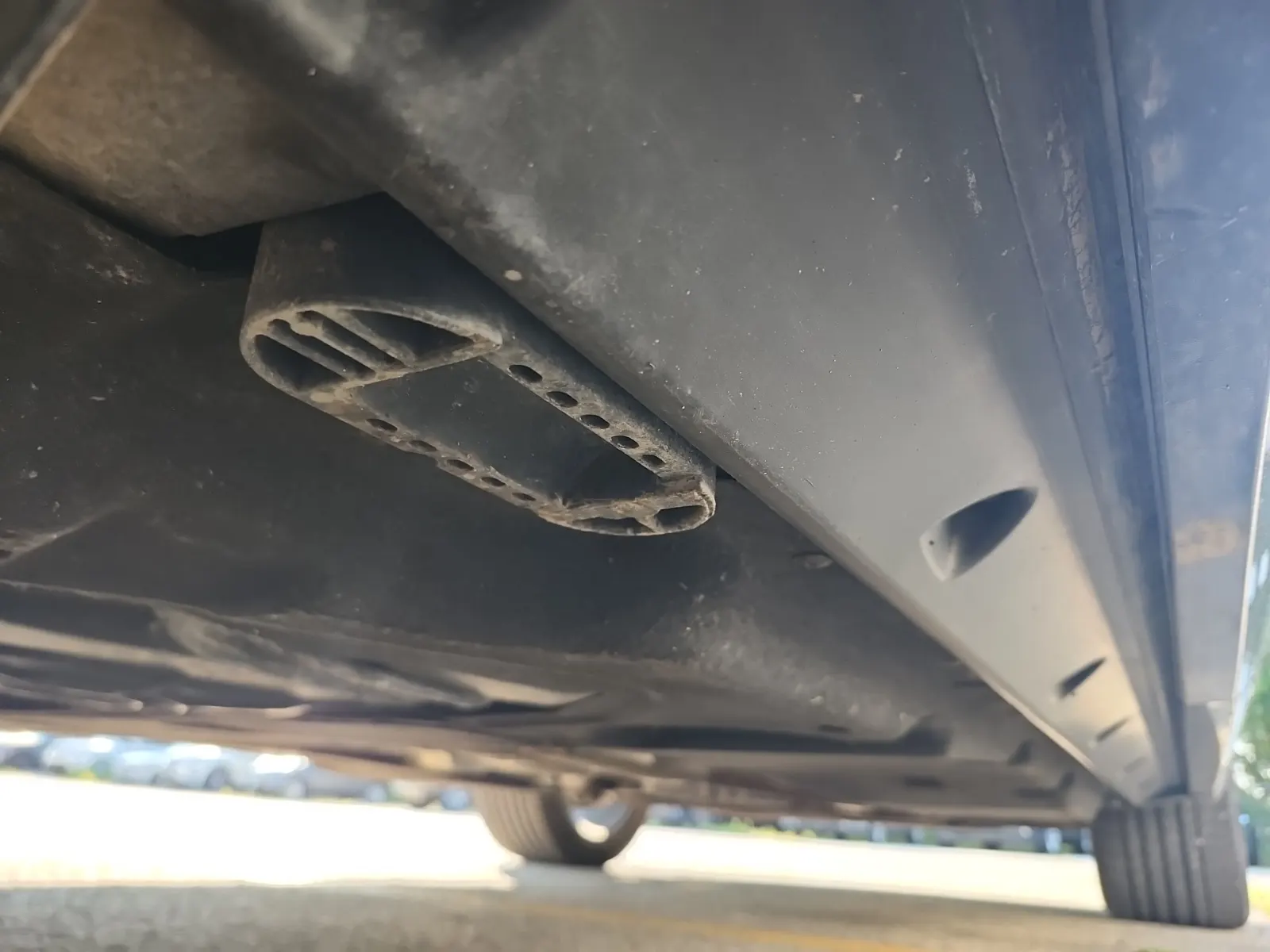 Undercarriage - Passenger Photo