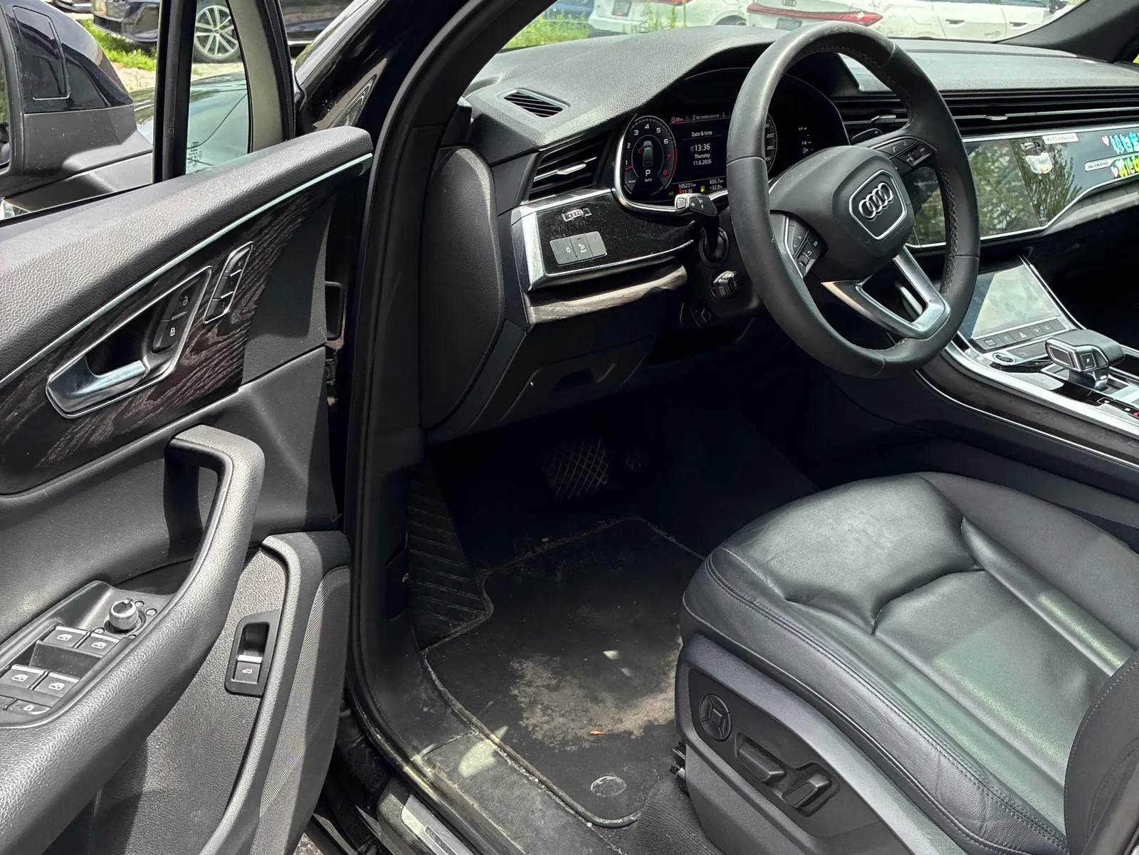 Interior driver side