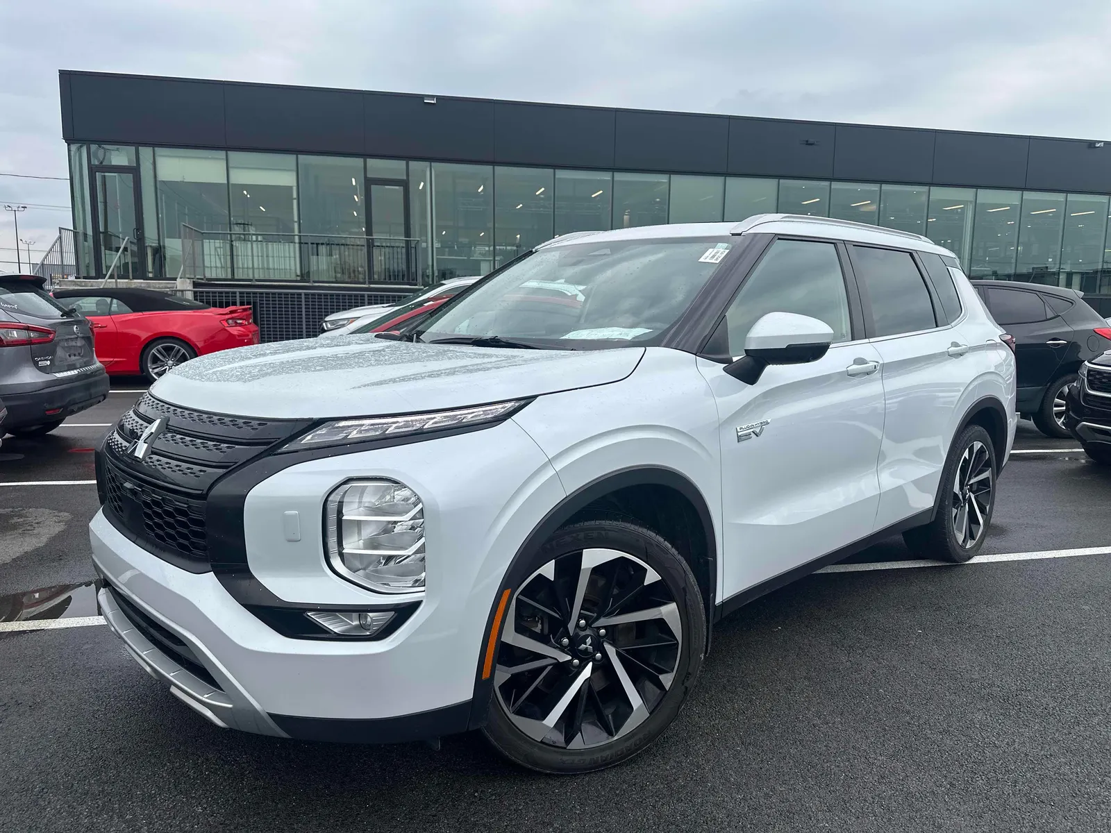 2023 Mitsubishi Outlander PHEV