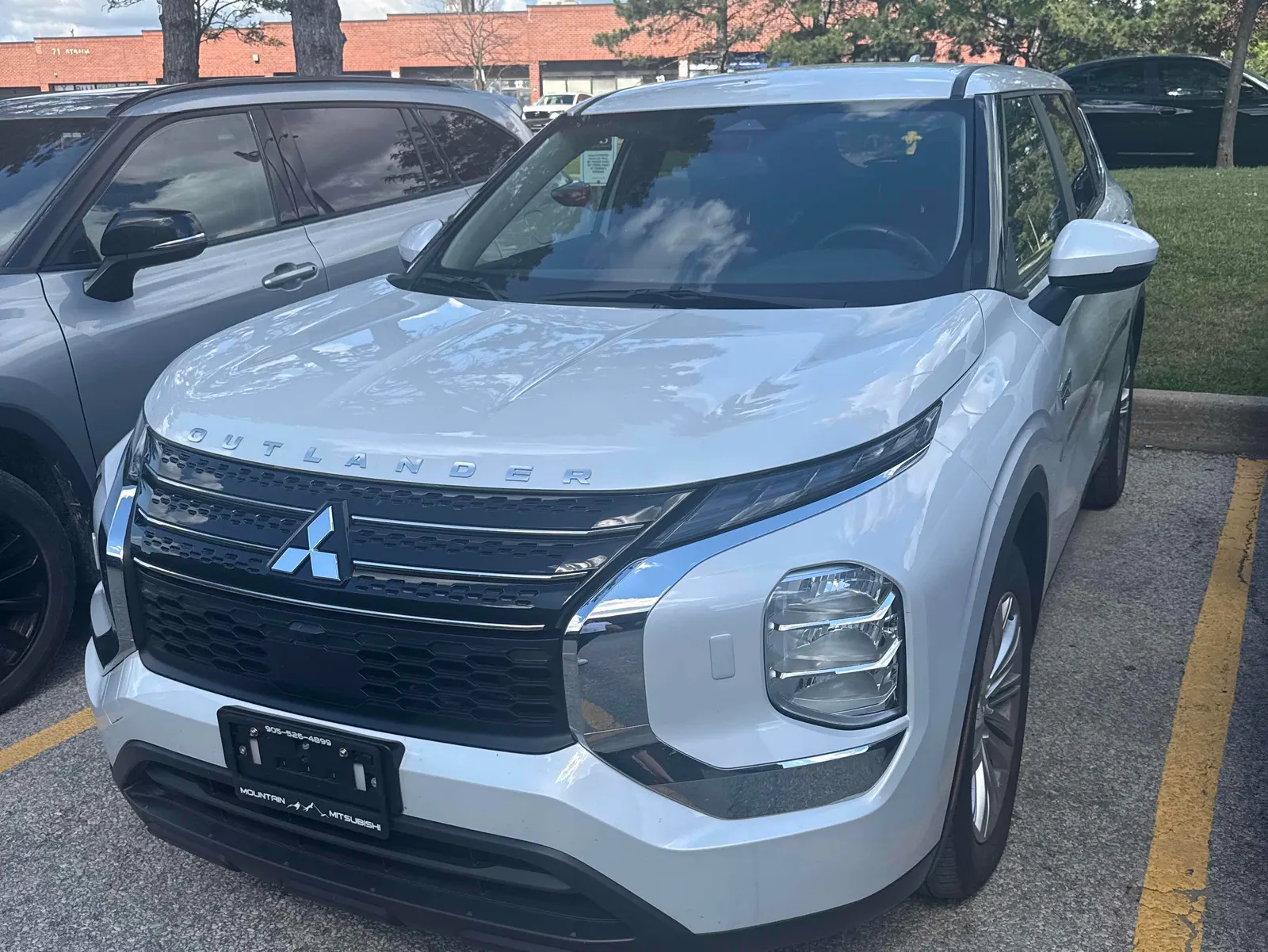 2023 Mitsubishi Outlander PHEV