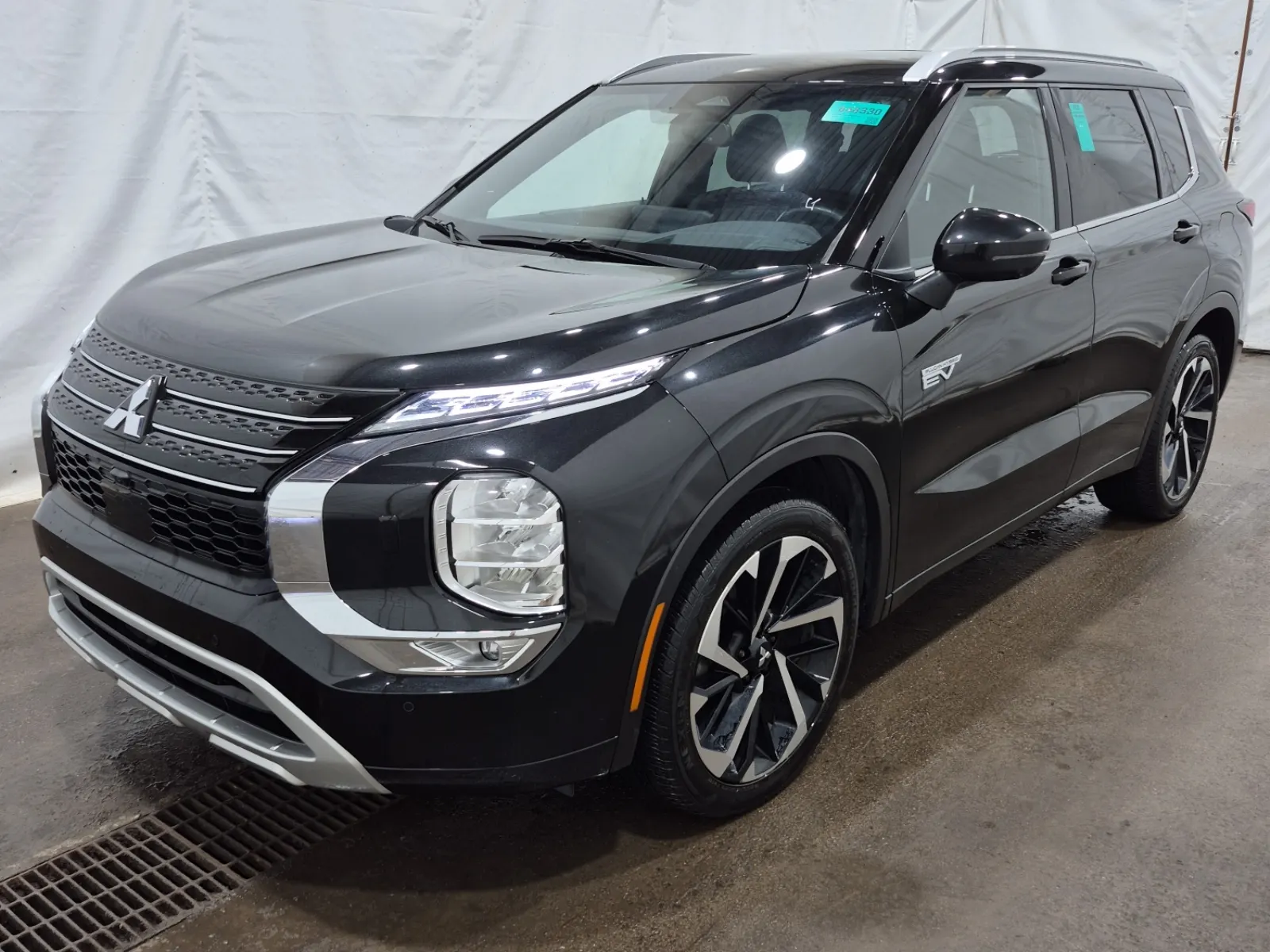 2023 Mitsubishi Outlander PHEV
