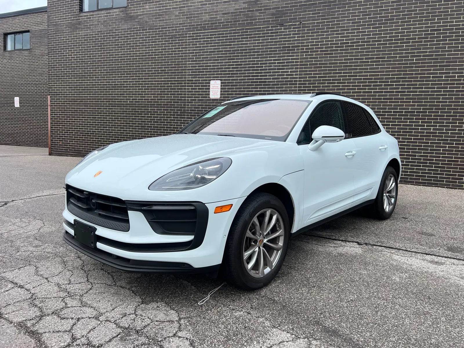 2024 Porsche Macan