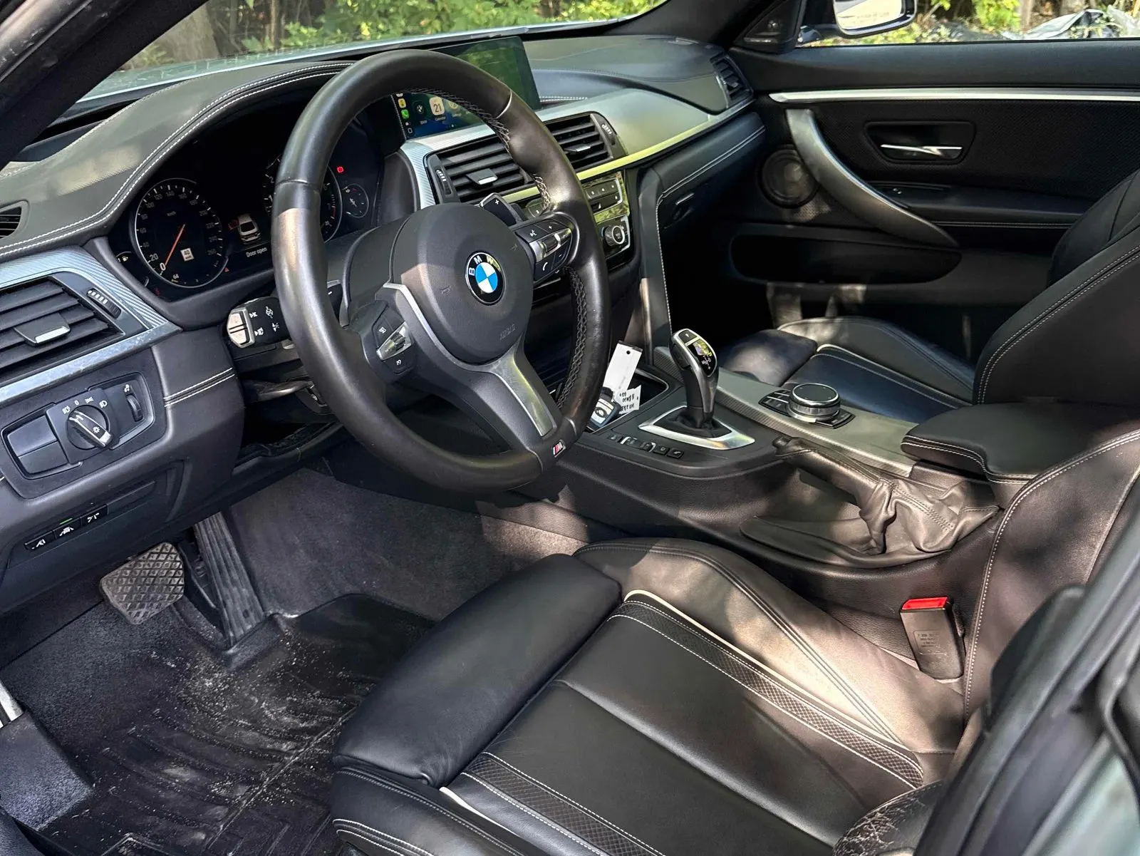 Interior driver side