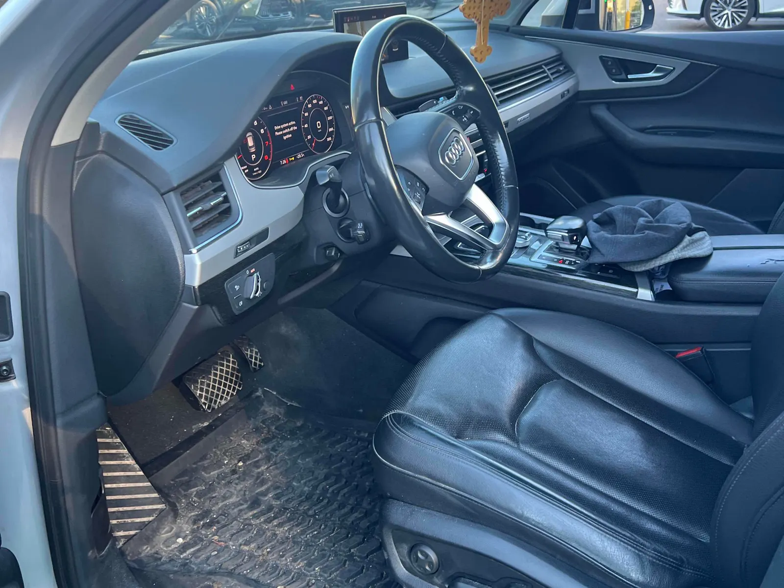 Interior driver side