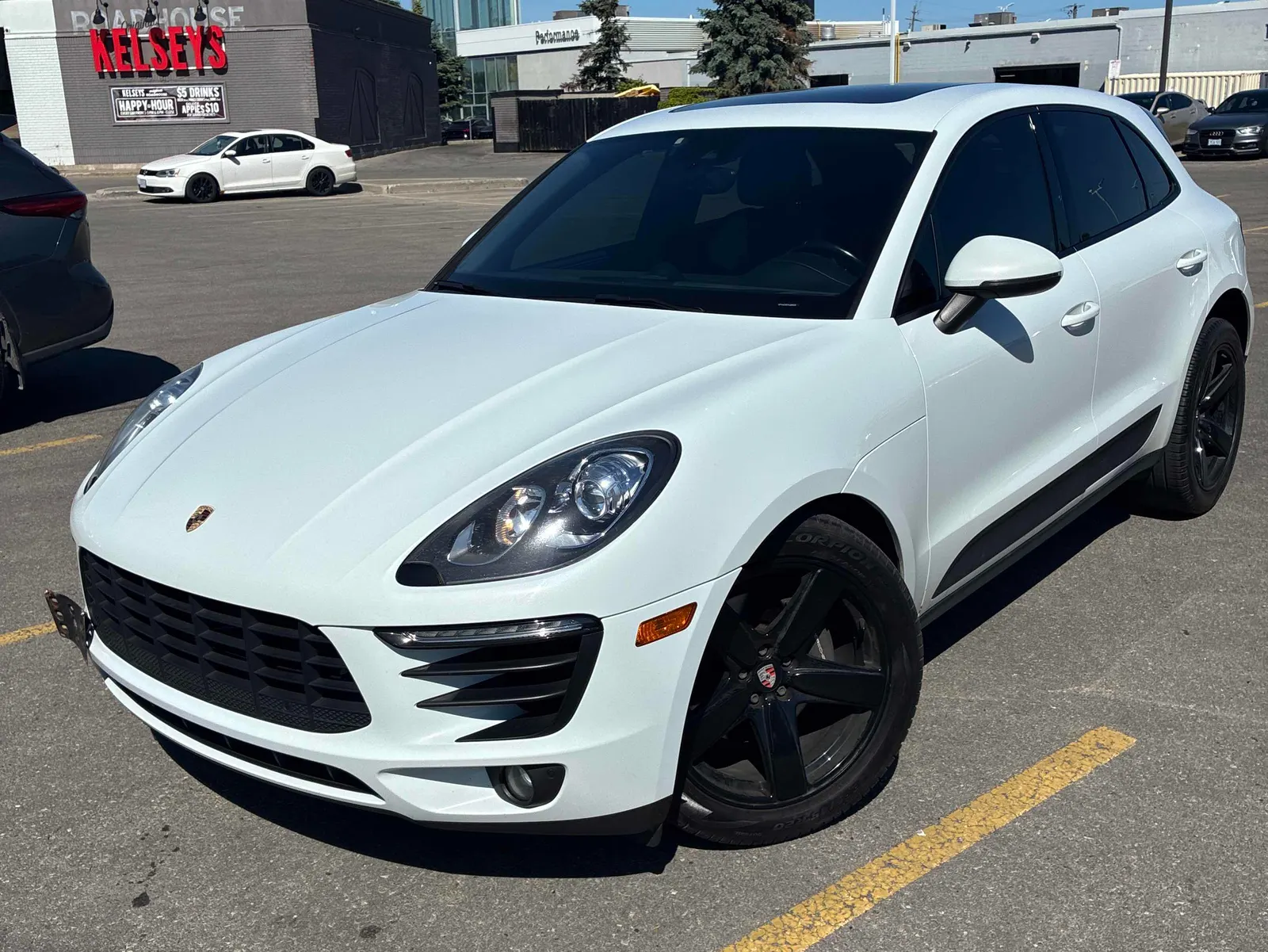 2017 Porsche Macan