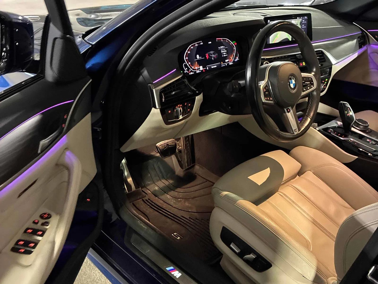 Interior driver side