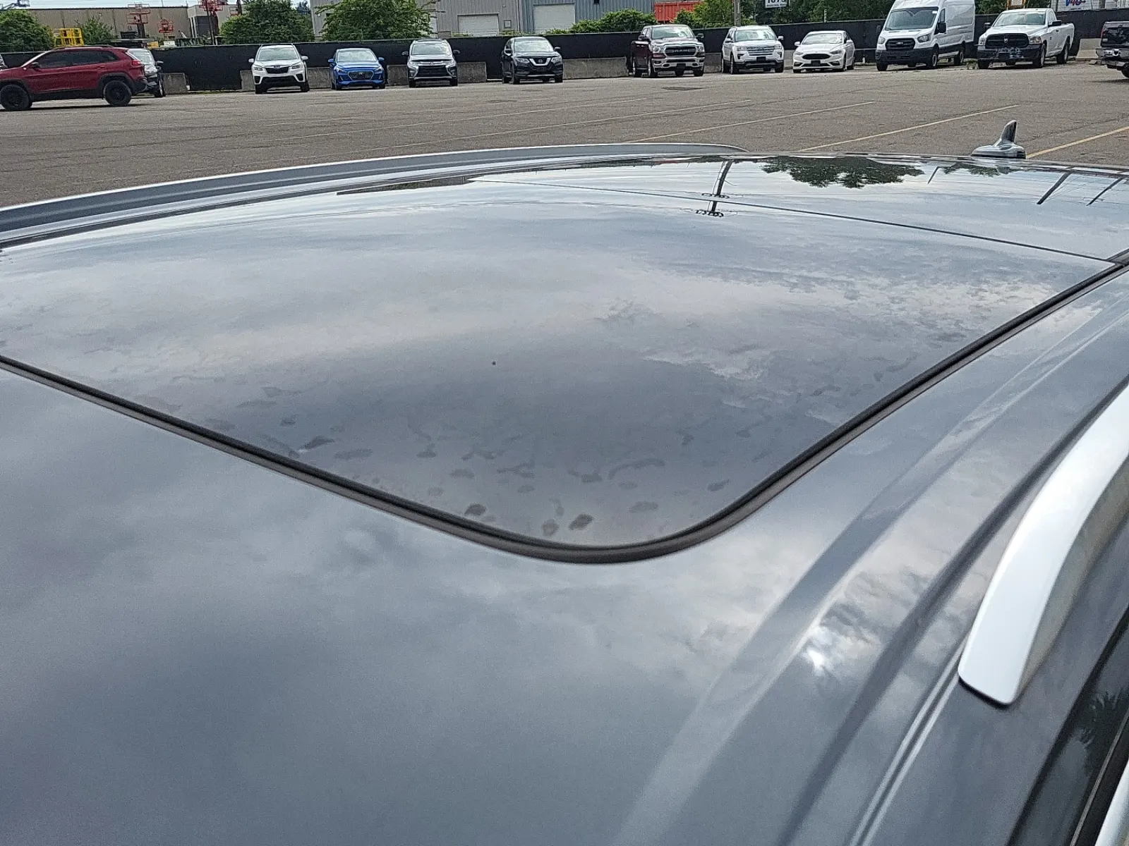 Exterior Roof Photo