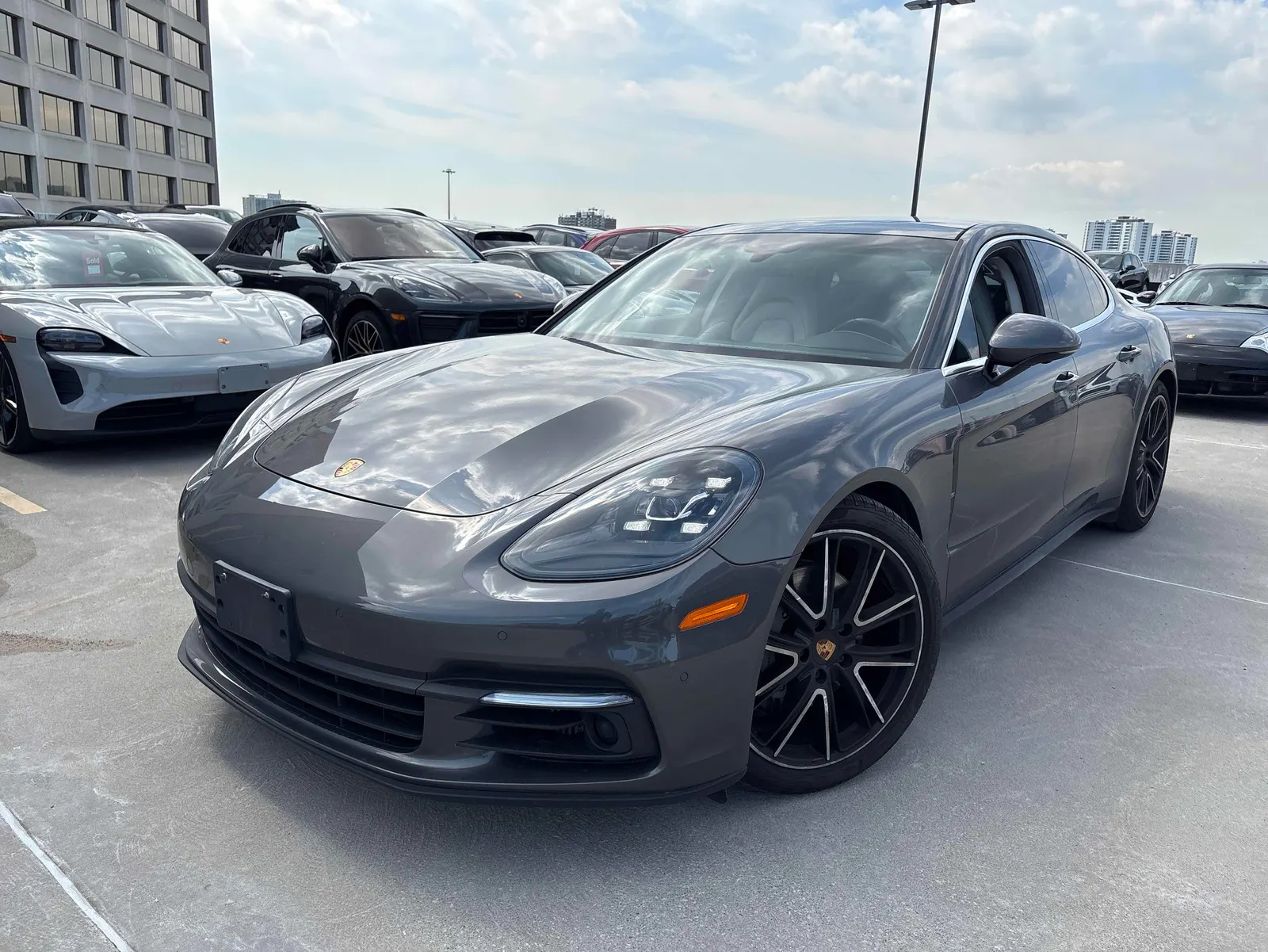 2018 Porsche Panamera