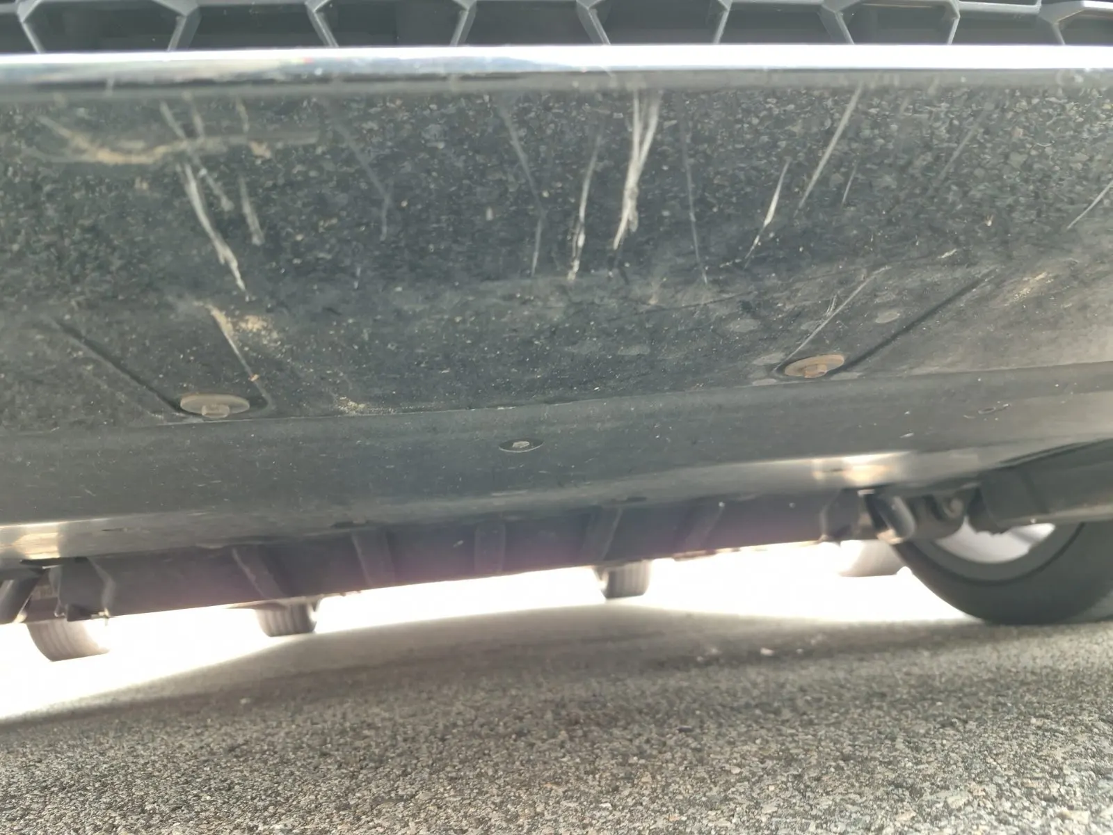 Undercarriage - Front Photo