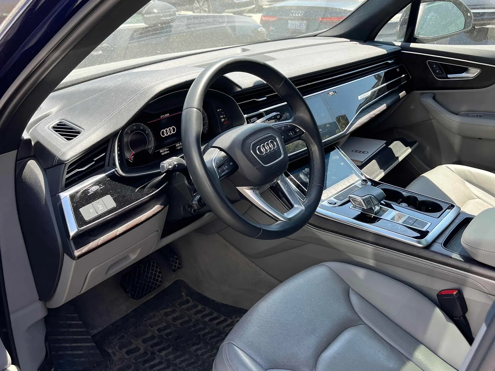 Interior driver side