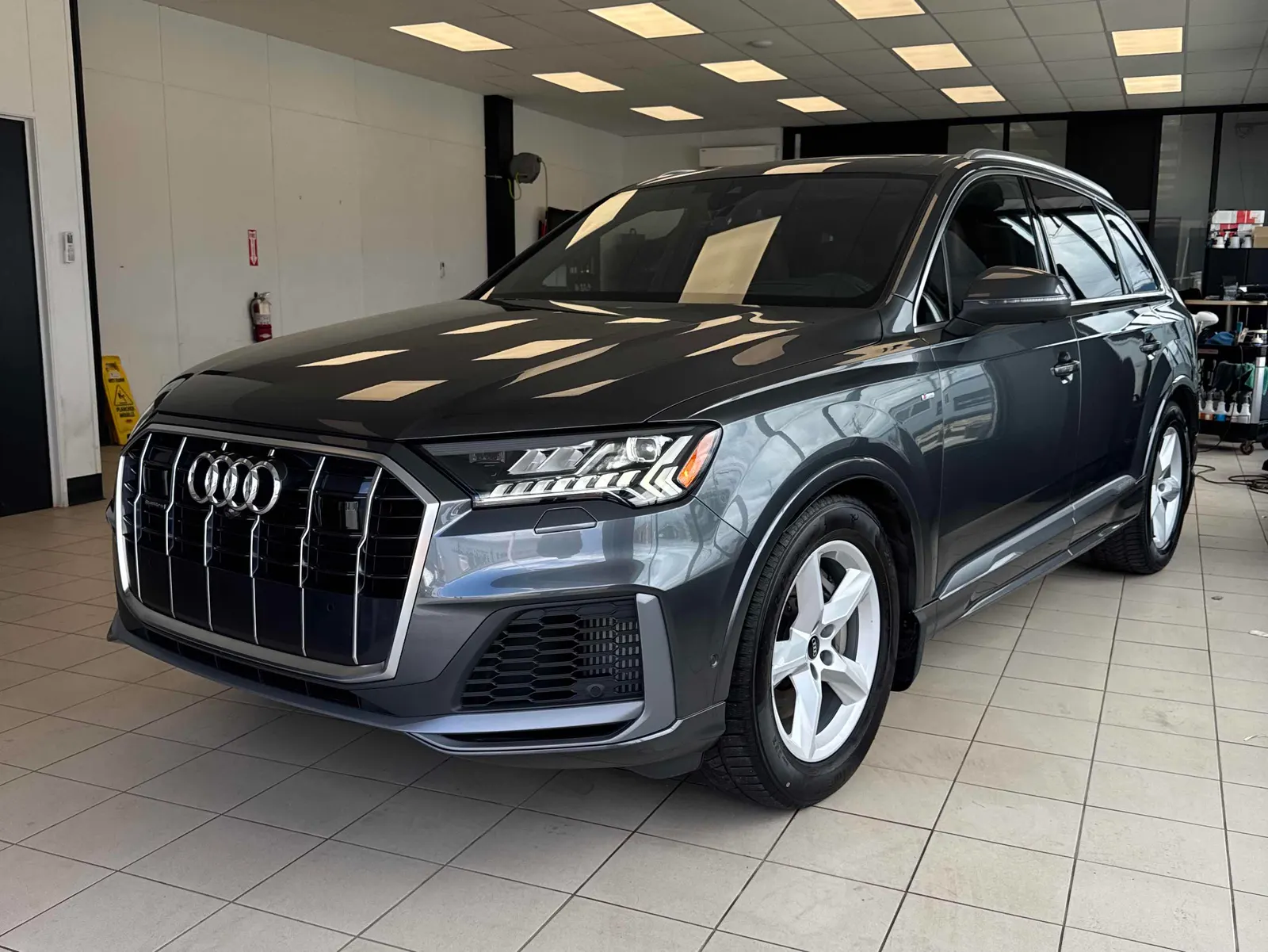 2023 Audi Q7