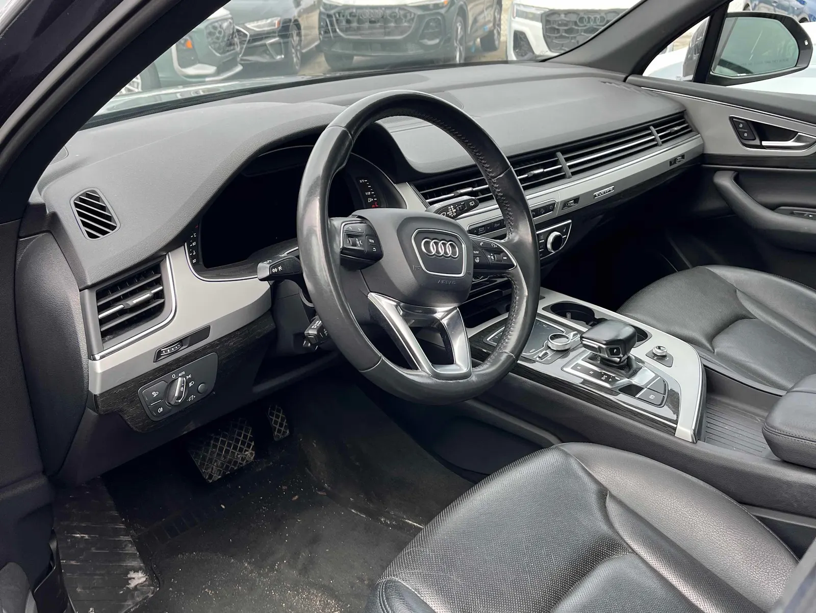 Interior driver side