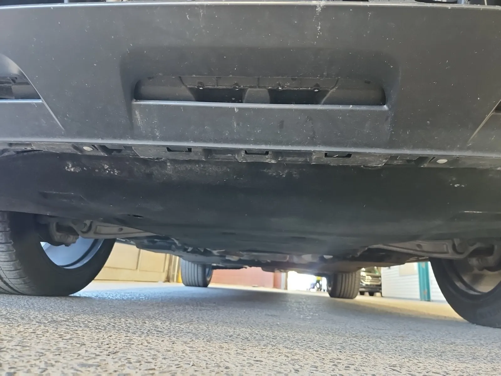 Undercarriage - Front Photo