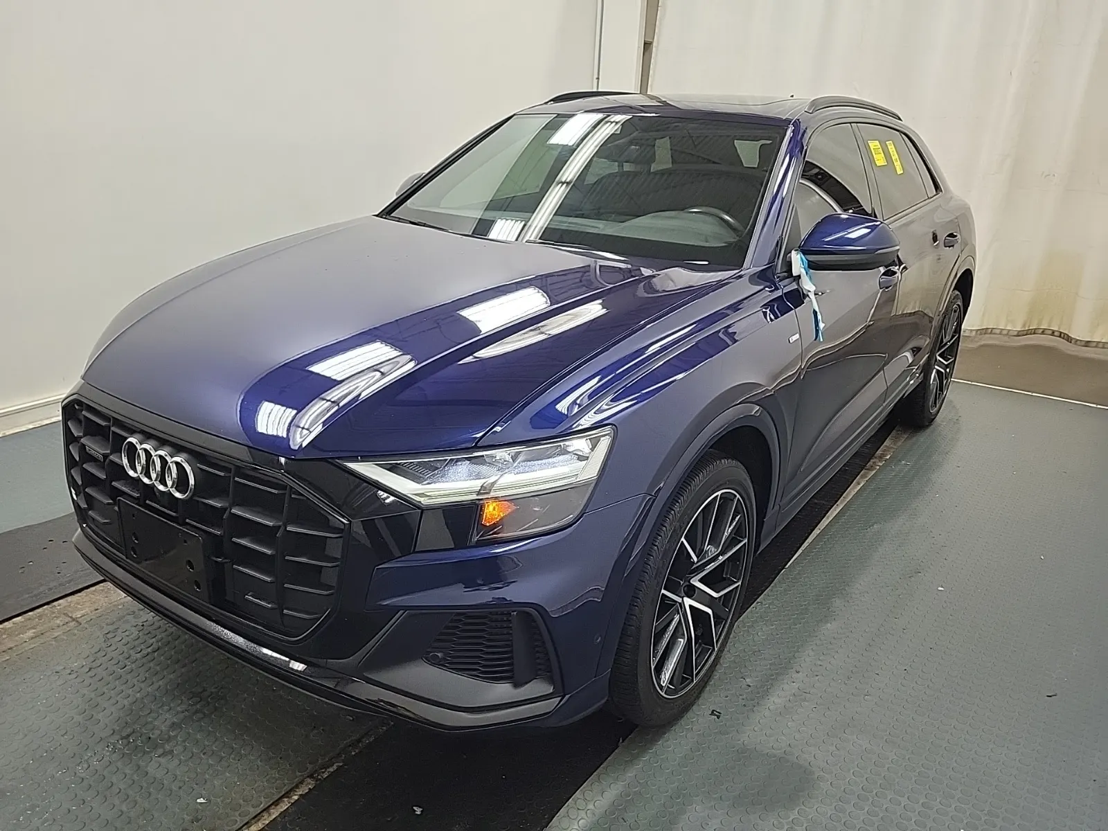 2022 Audi Q8