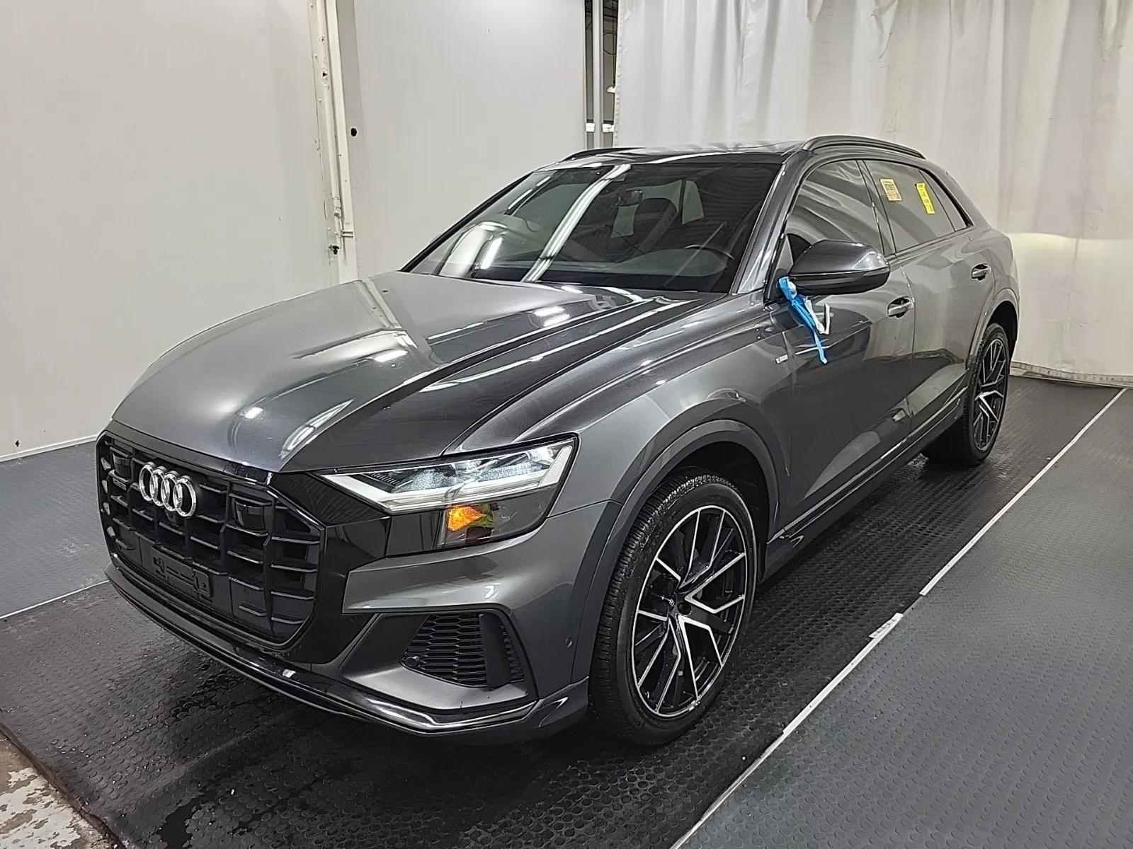 2022 Audi Q8