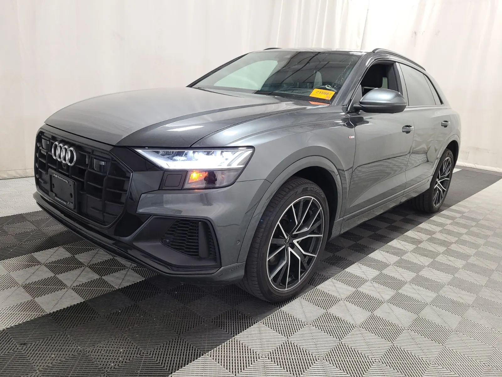 2022 Audi Q8