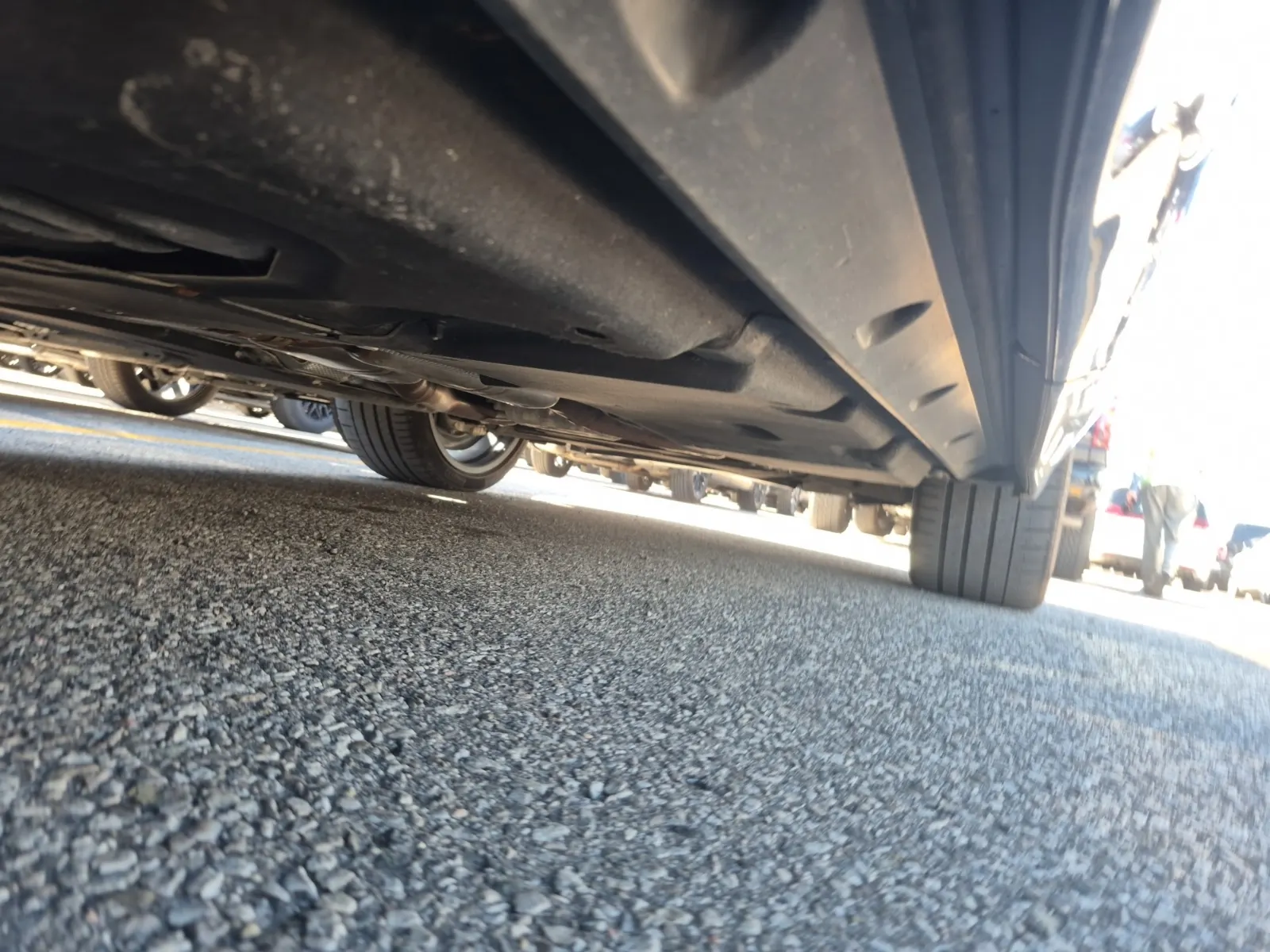 Undercarriage - Passenger Photo