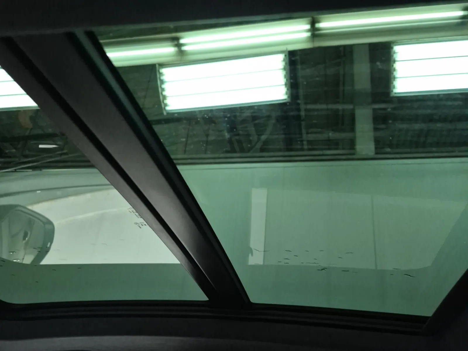 Interior Roof Photo