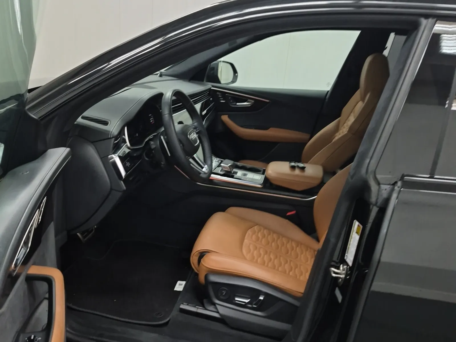 Front Interior Photo