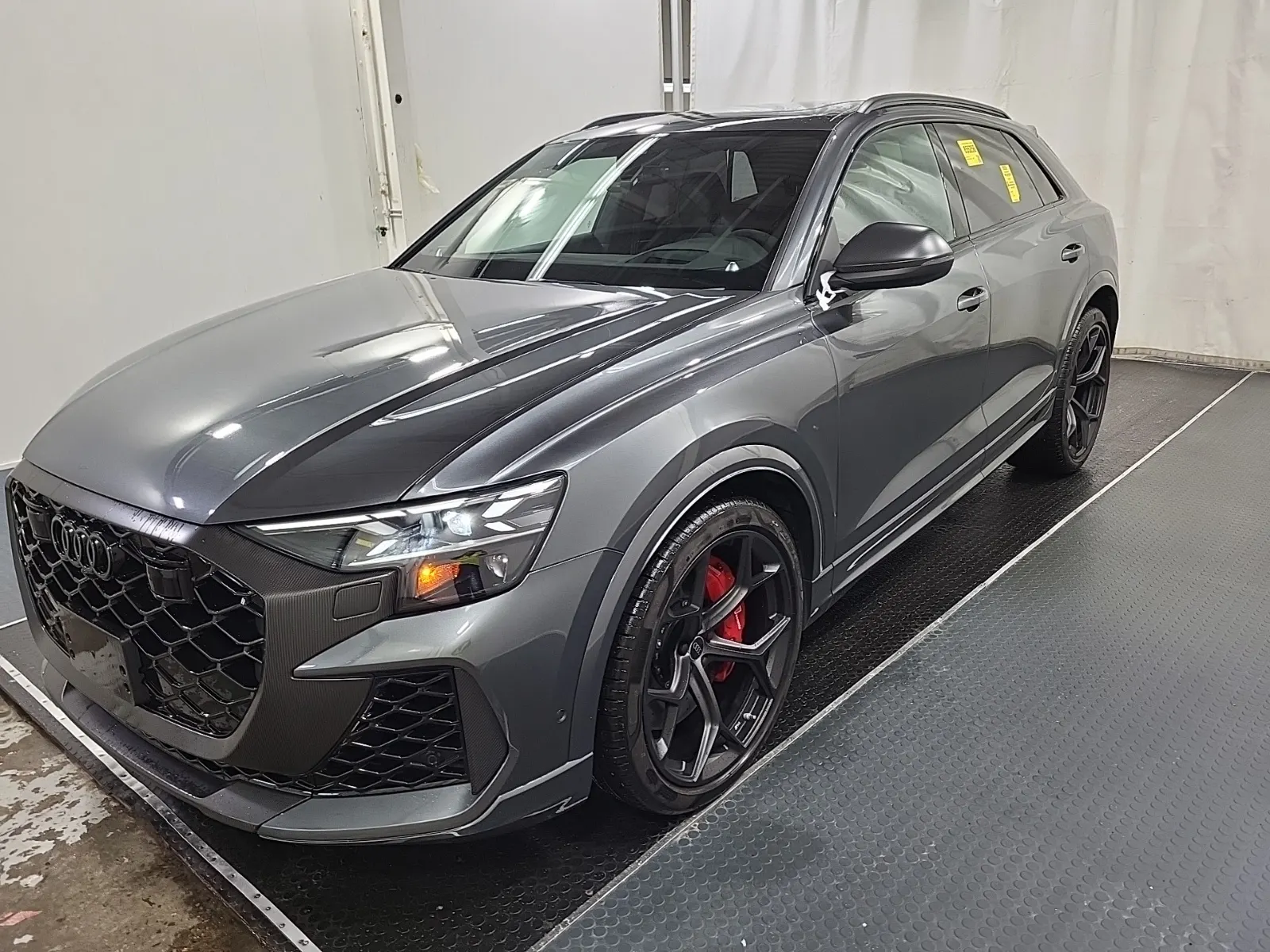 2025 Audi RS Q8