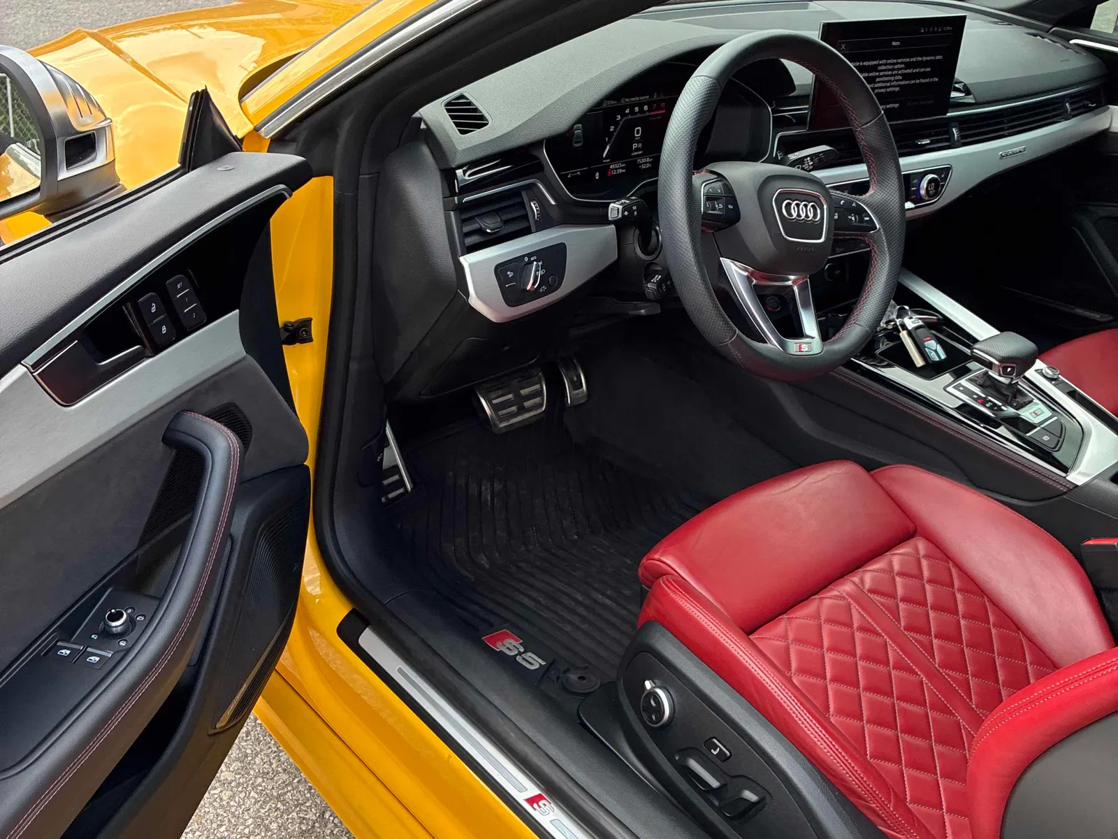 Interior driver side