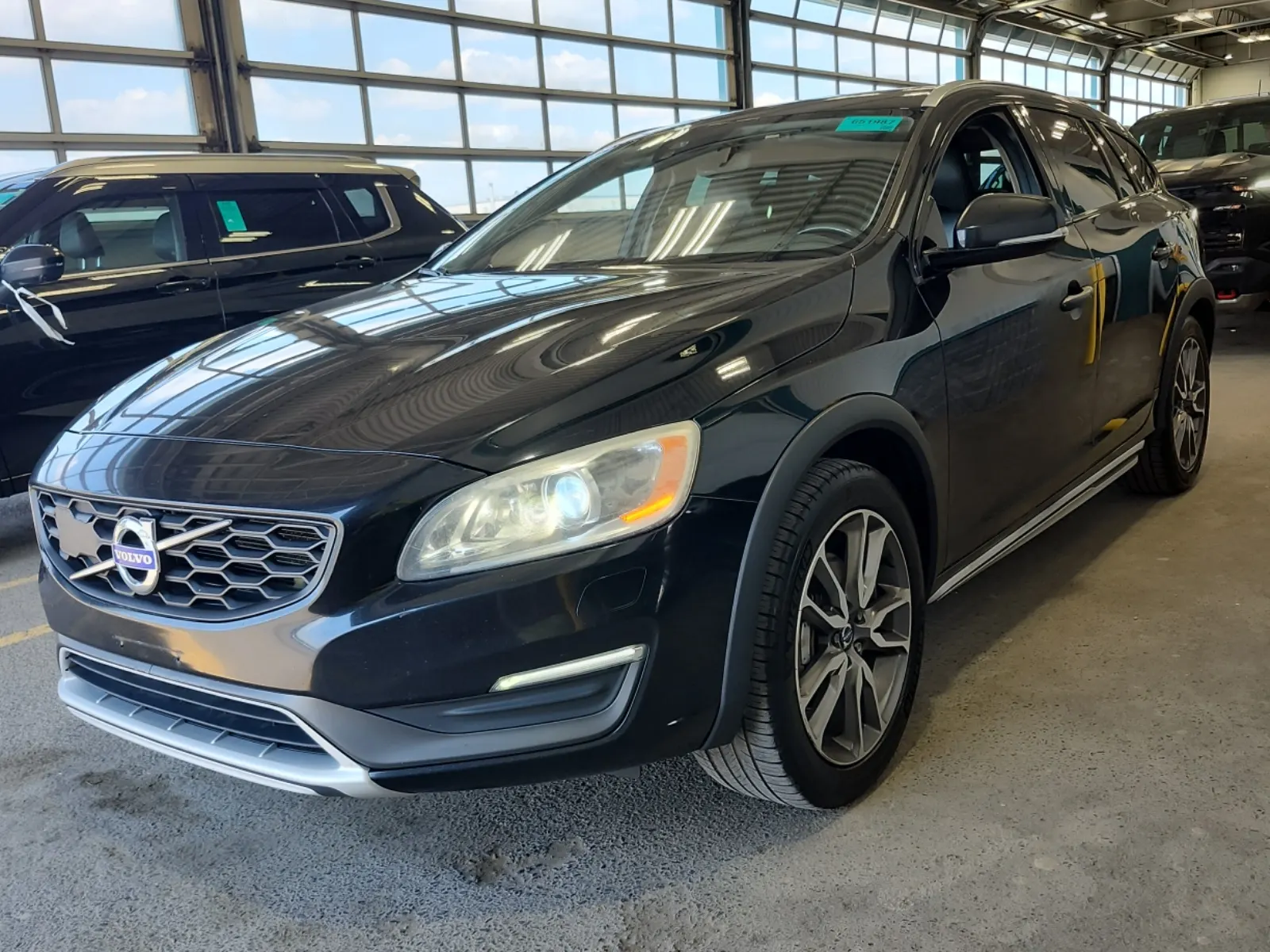 2016 Volvo V60 Cross Country
