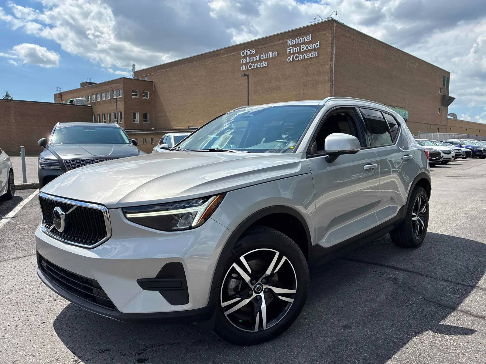 2023 Volvo XC40