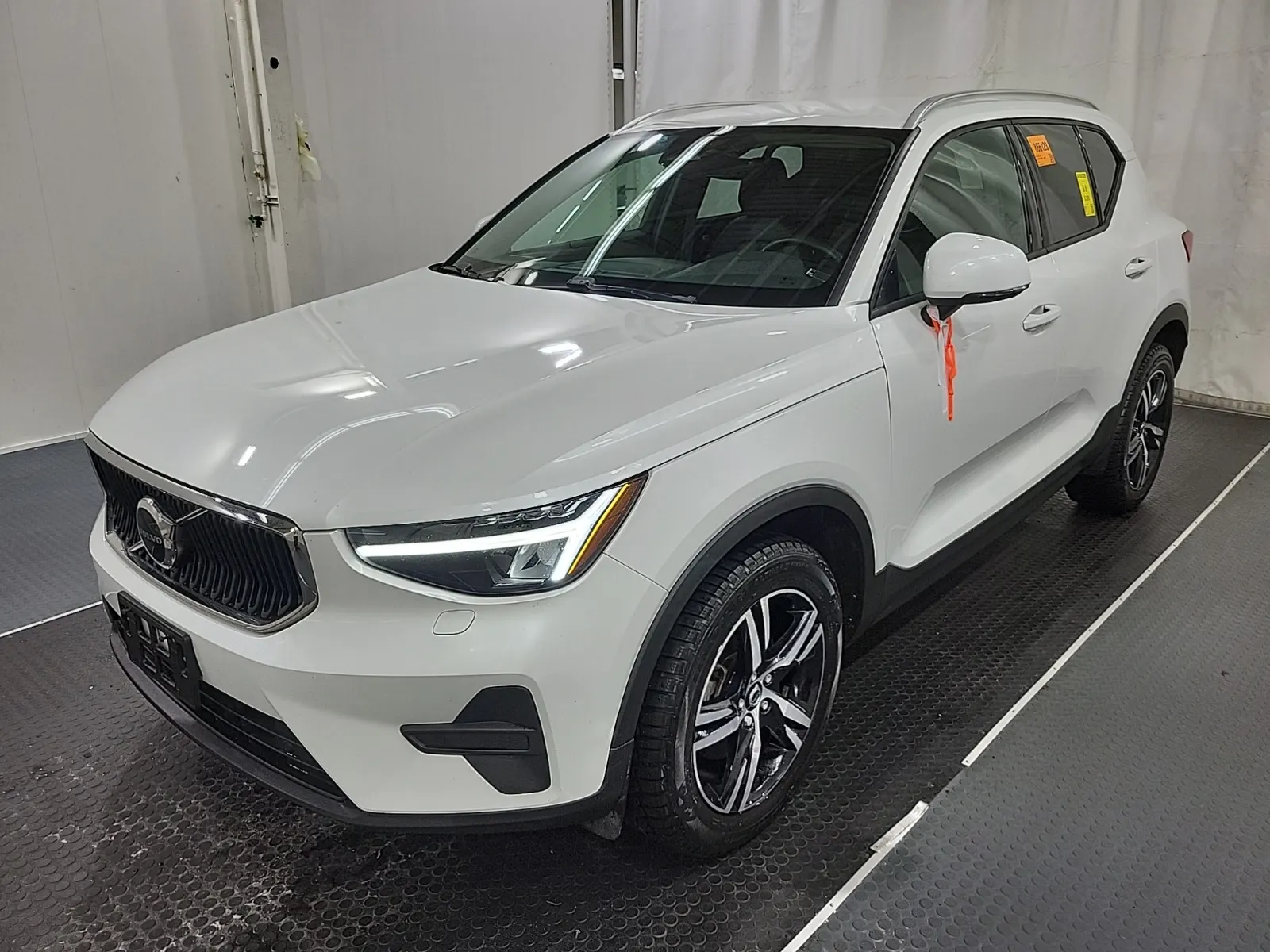 2023 Volvo XC40