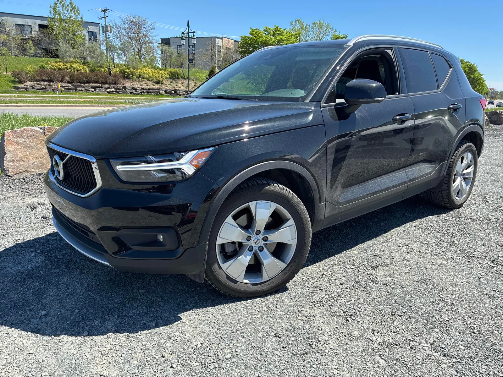2022 Volvo XC40