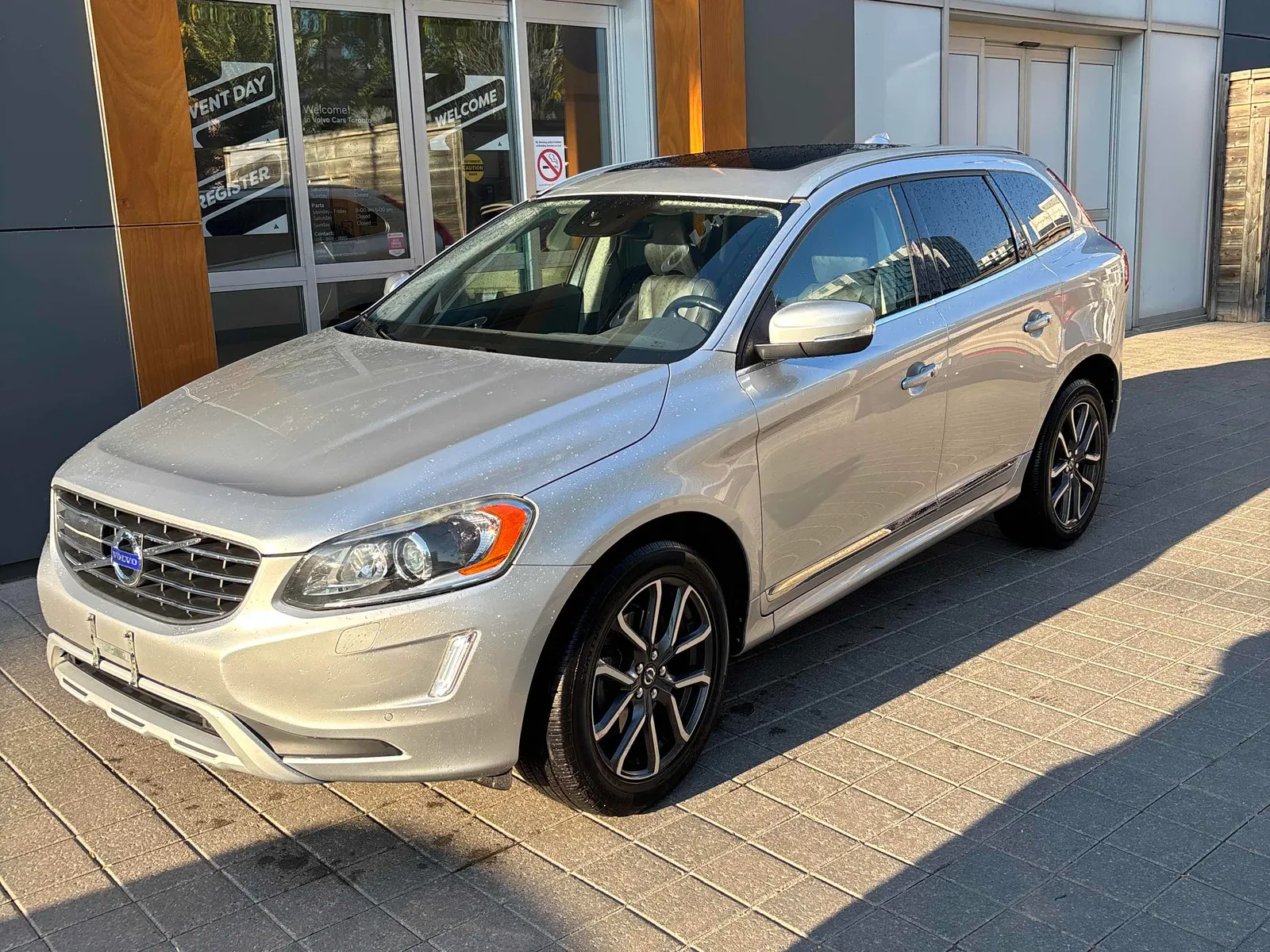 2016 Volvo XC60