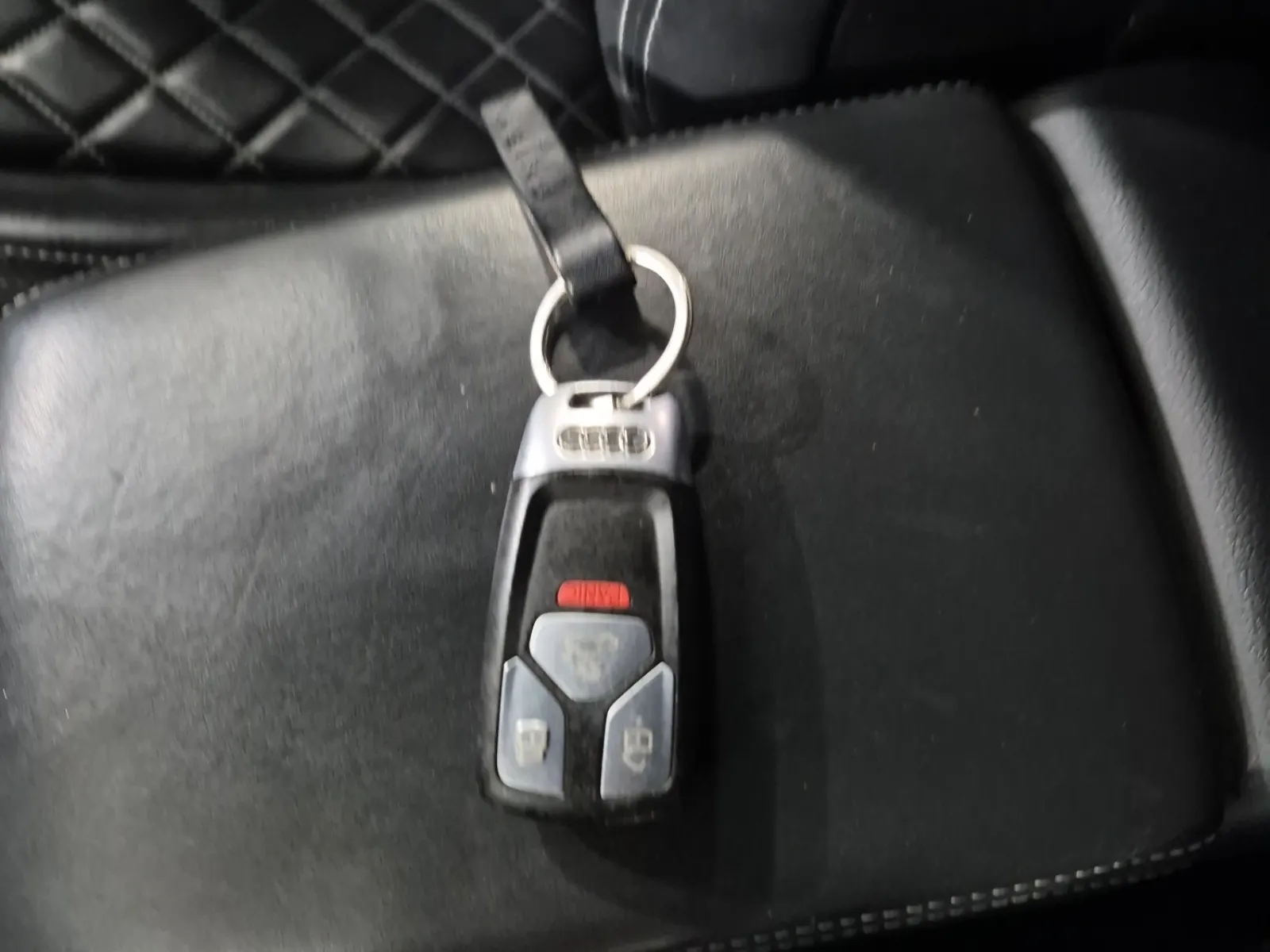 Keys/Fobs/Manual Photo