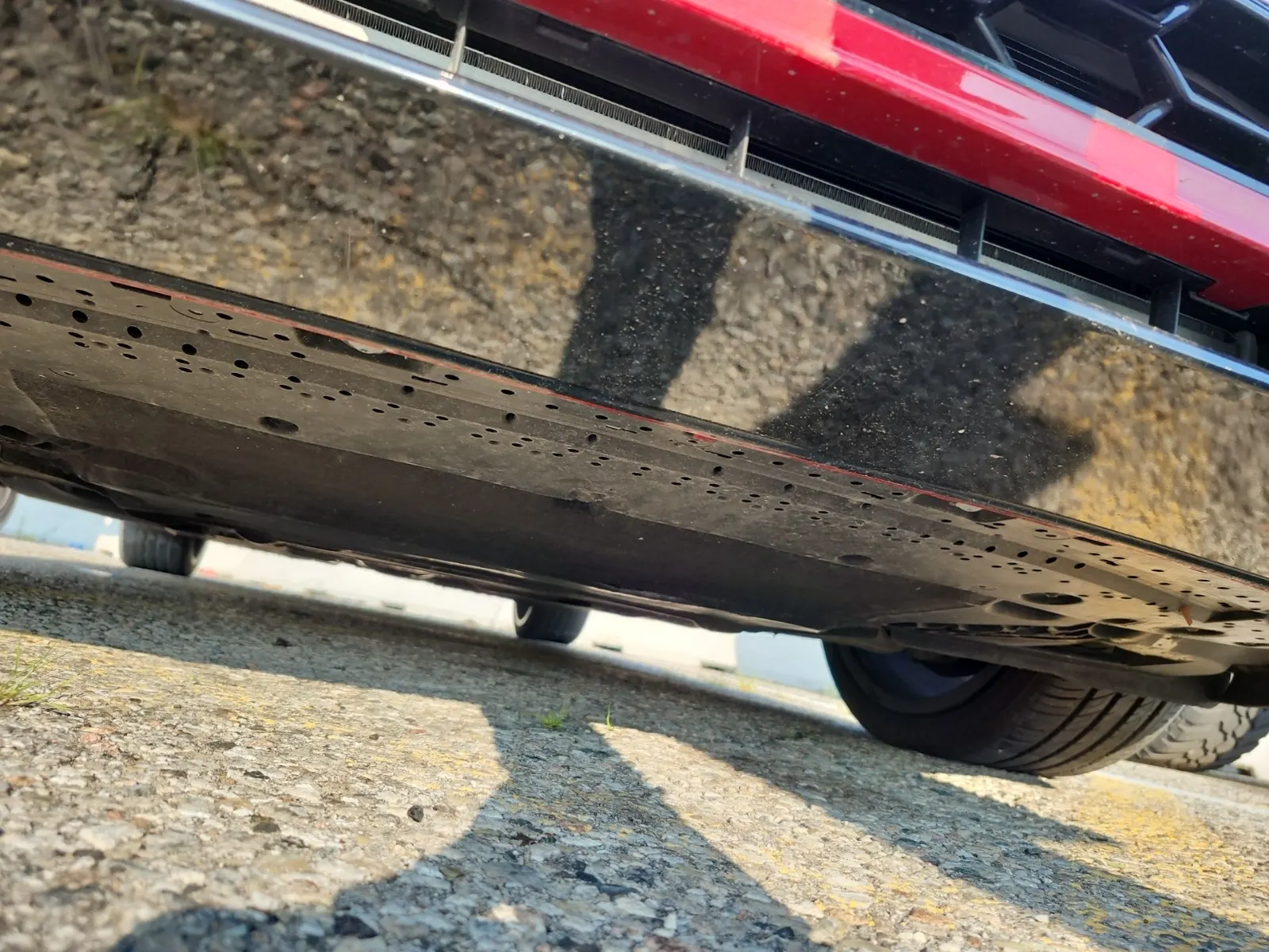 Undercarriage - Front Photo