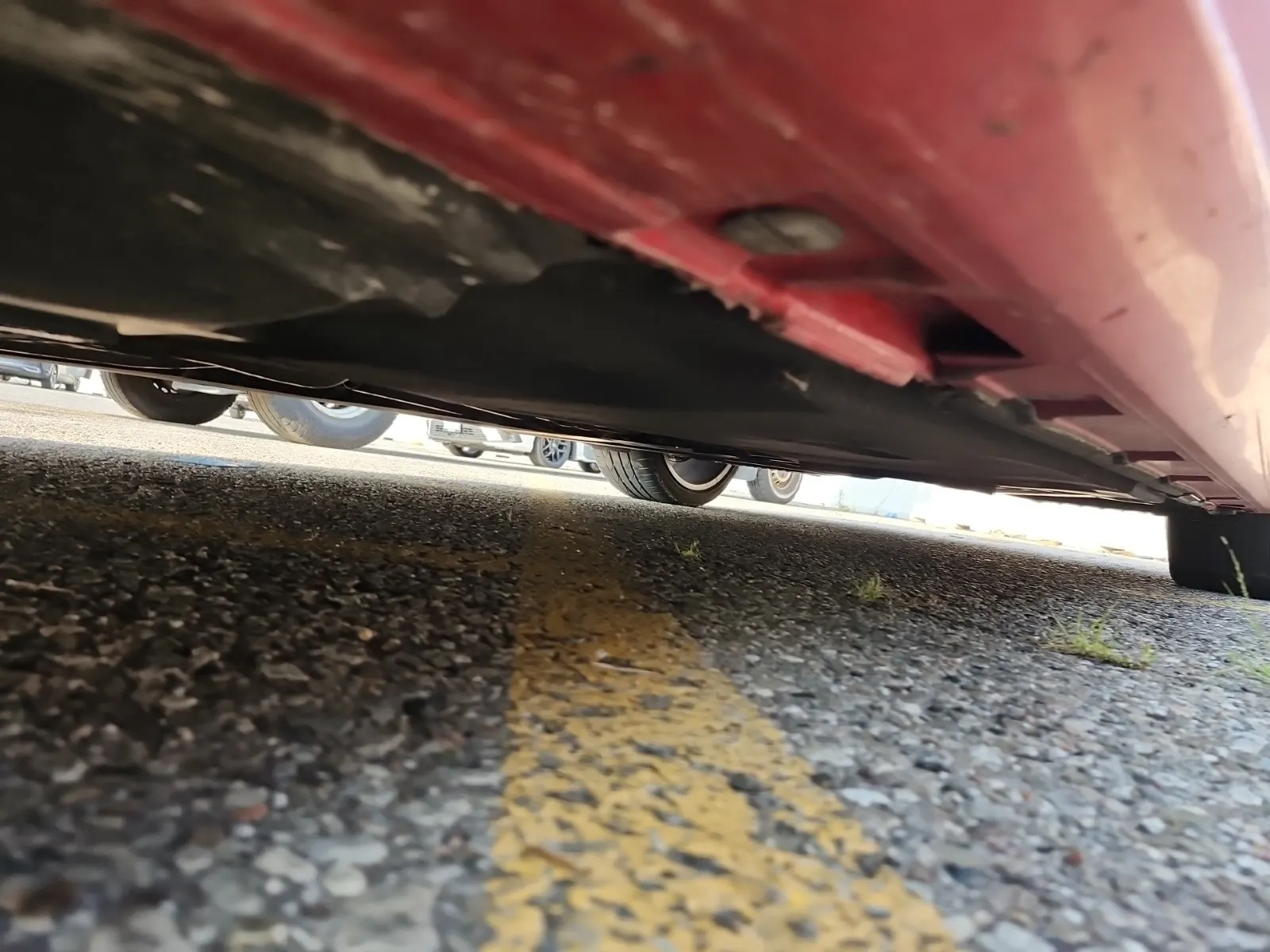Undercarriage - Driver Photo
