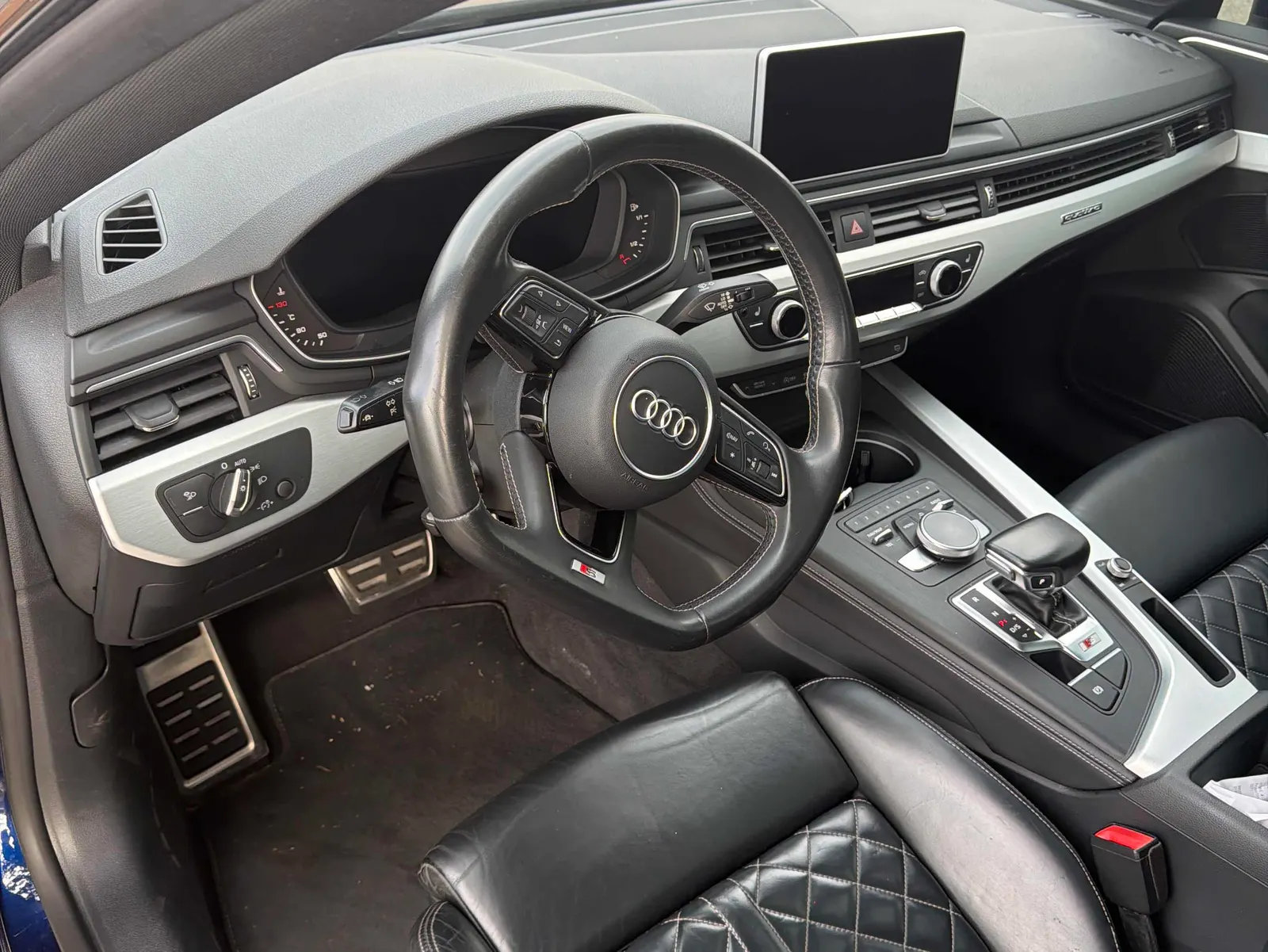 Interior driver side
