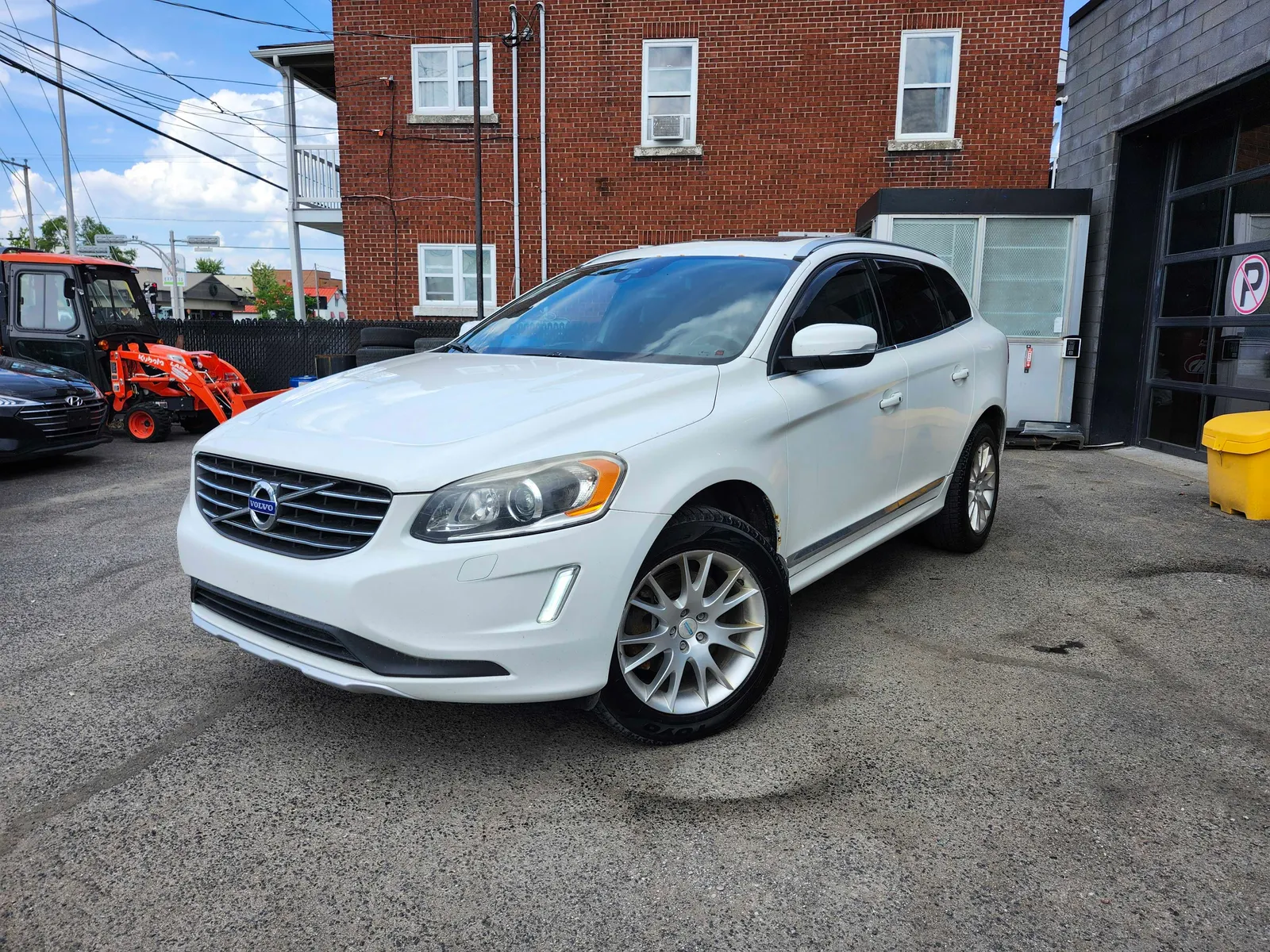 2015 Volvo XC60