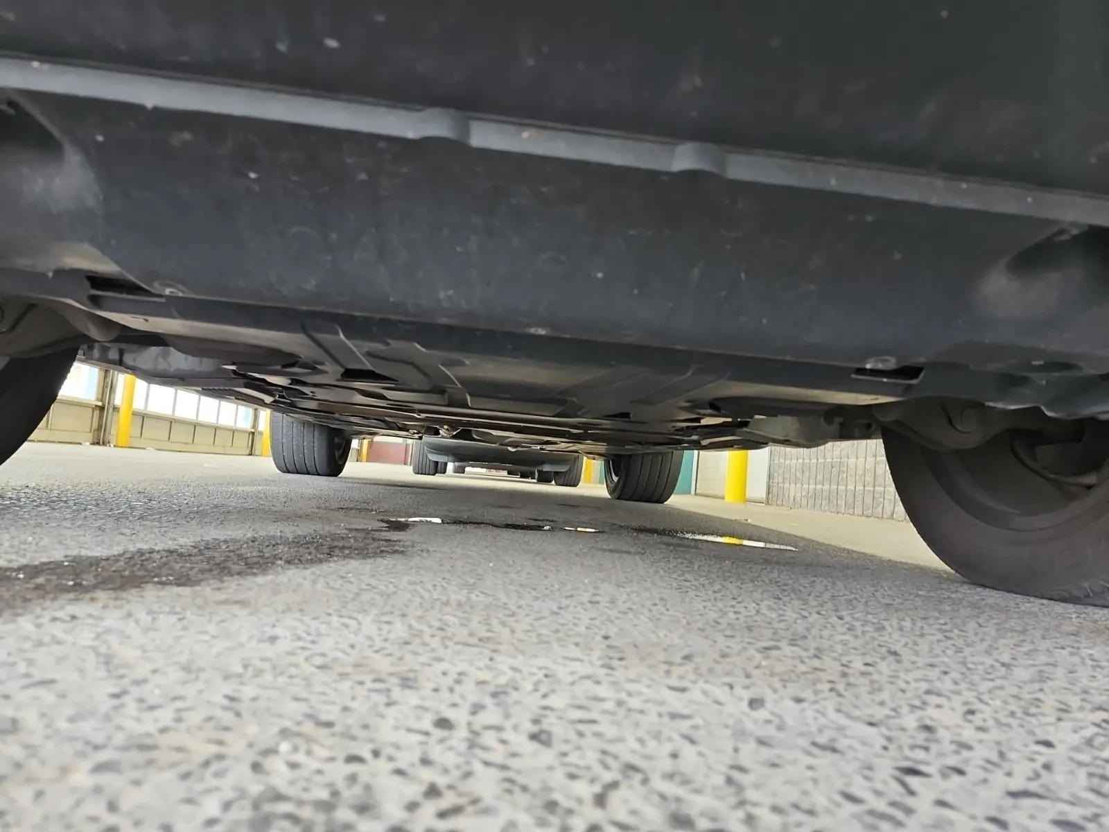 Undercarriage - Front Photo
