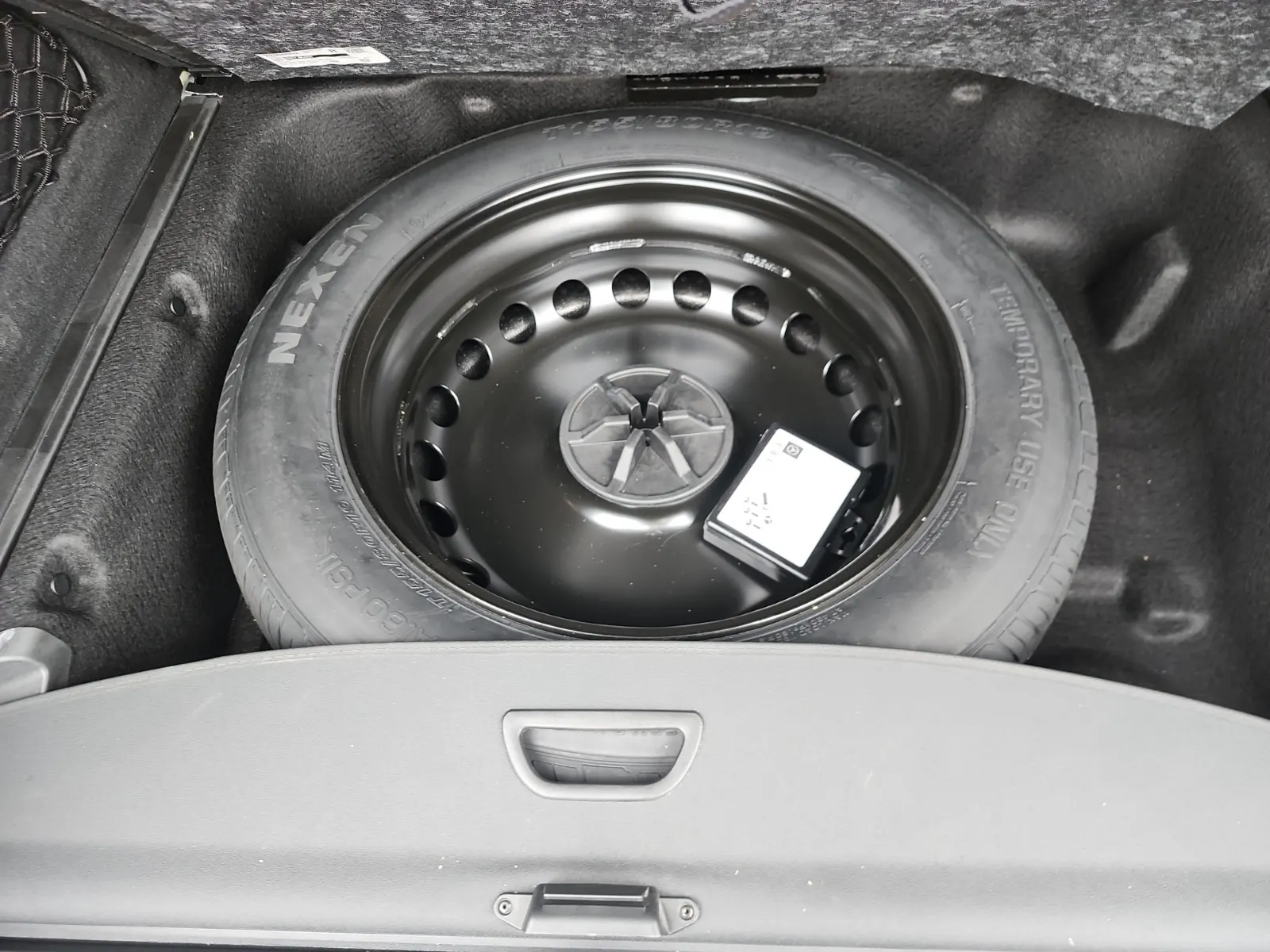 Spare Tire & Wheel Photo
