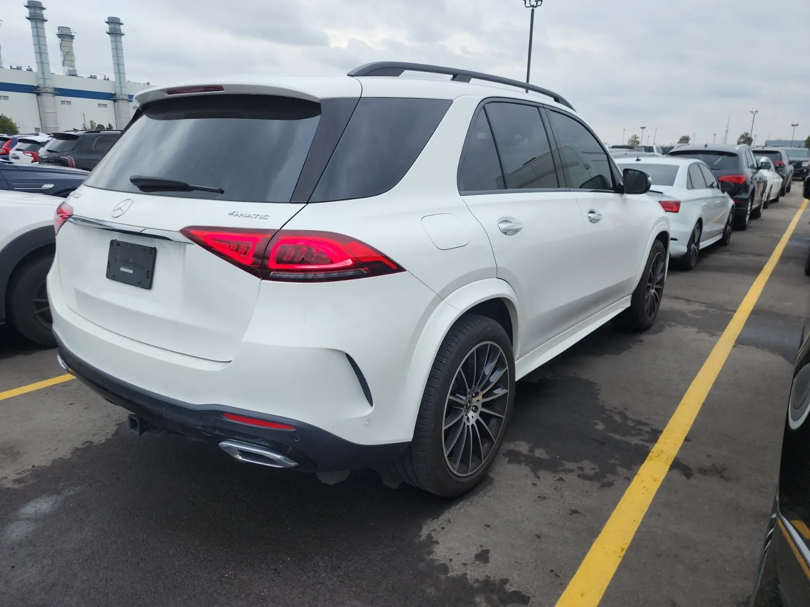 Passenger Rear 3/4 Photo
