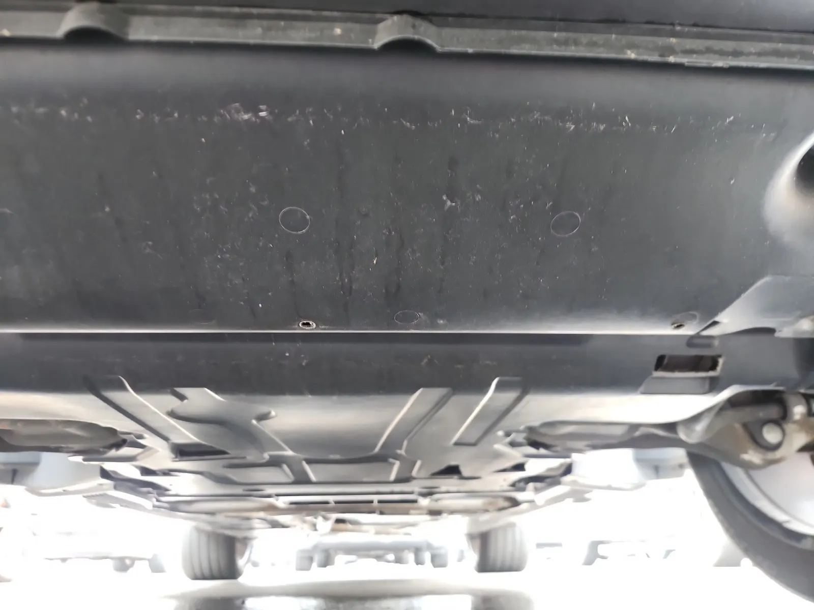 Undercarriage - Front Photo