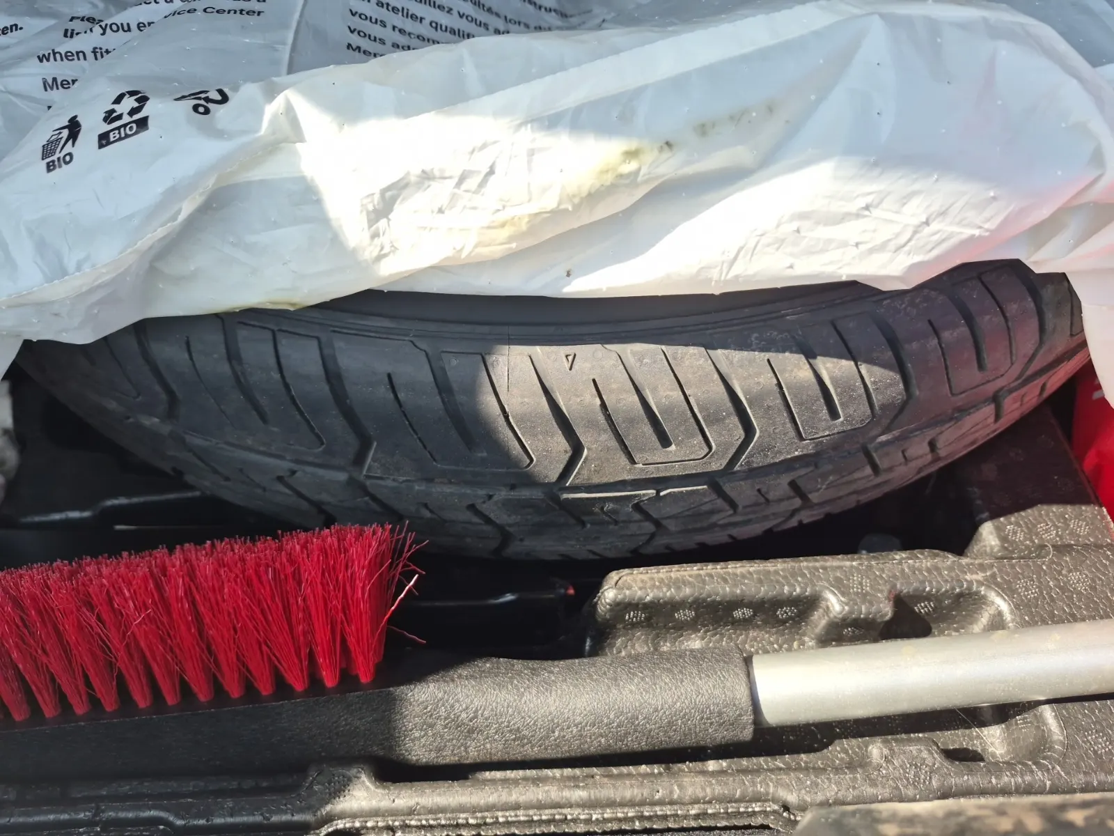 Spare Tire & Wheel Photo