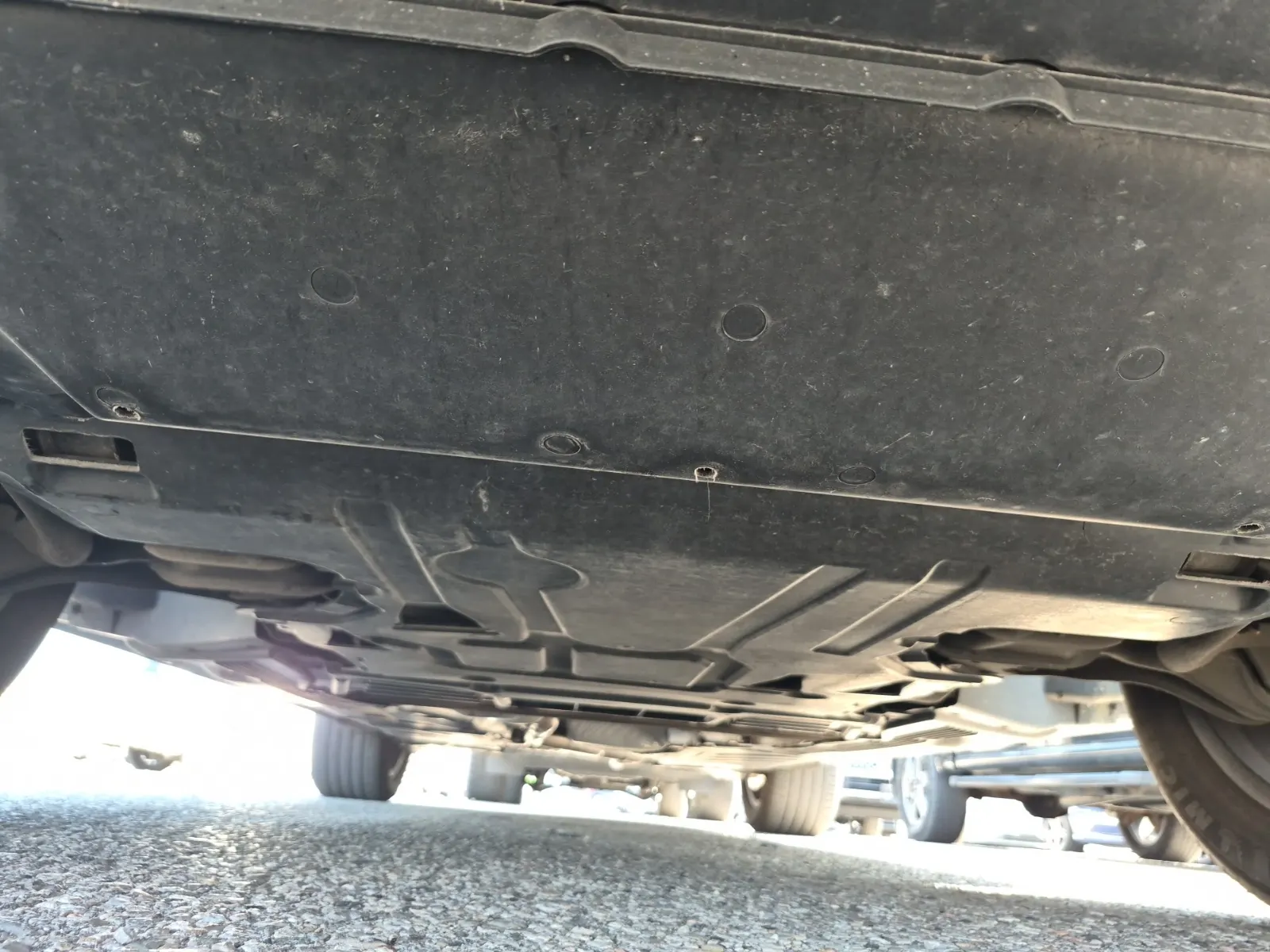 Undercarriage - Front Photo