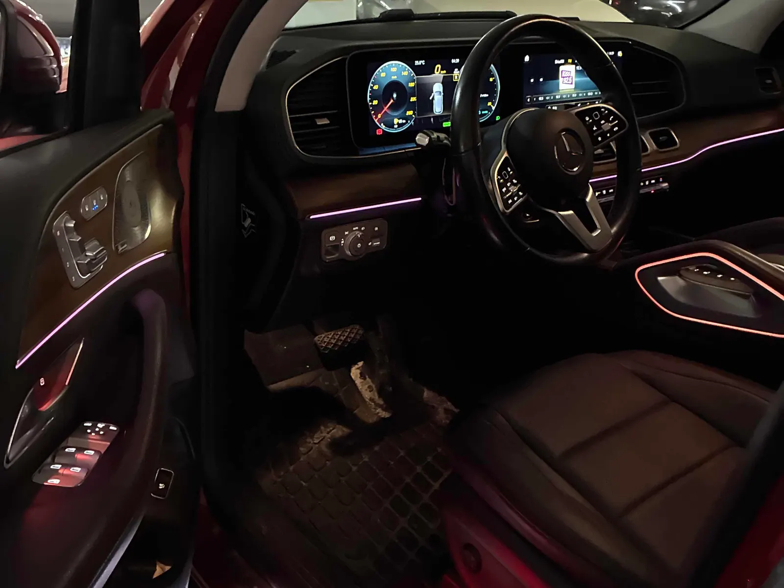 Interior driver side