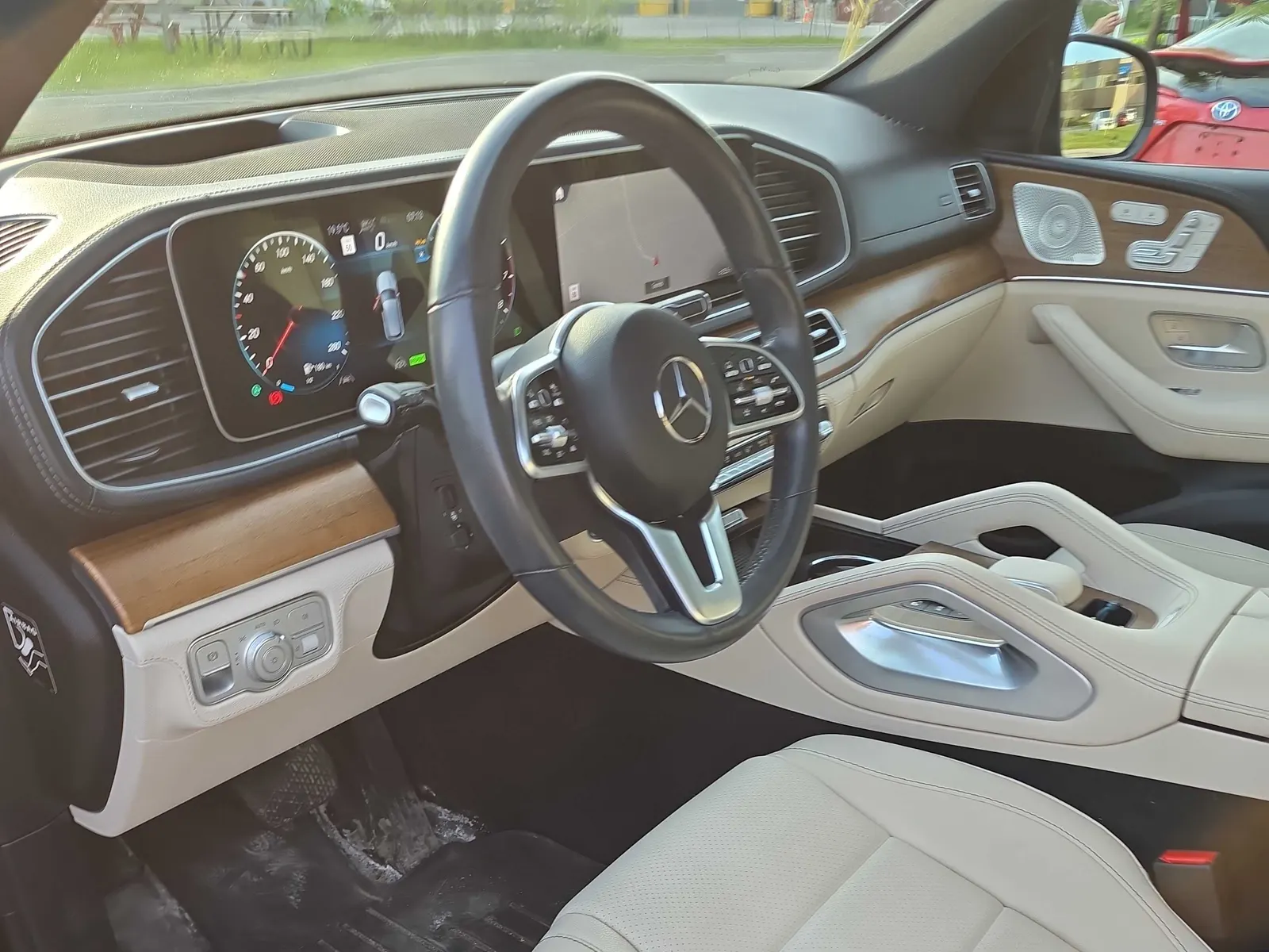 Interior driver side