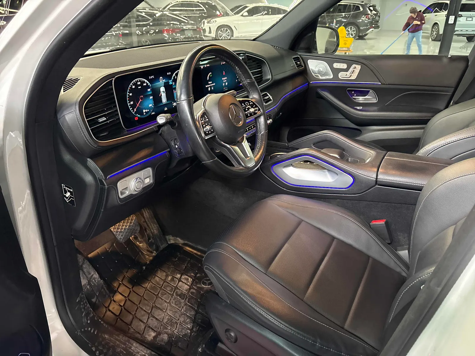 Interior driver side