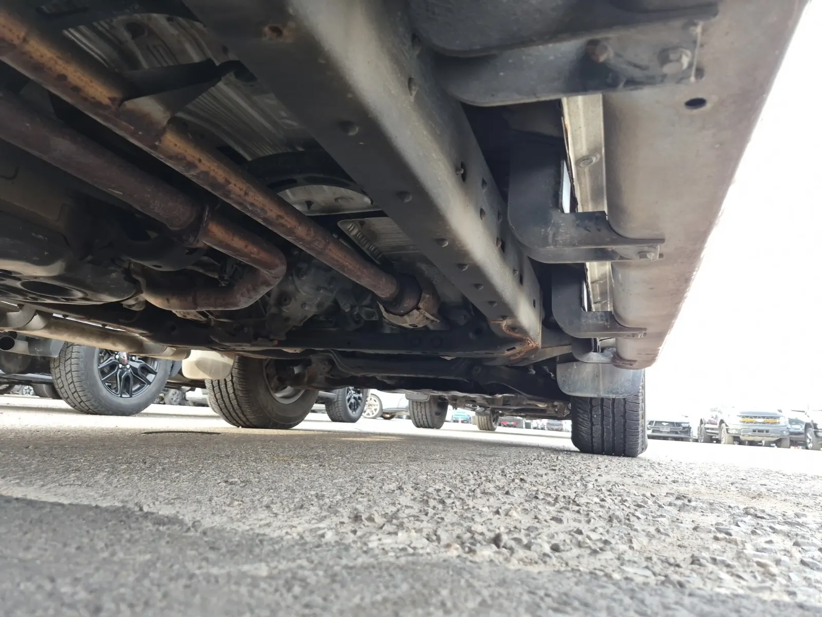 Undercarriage - Passenger Photo