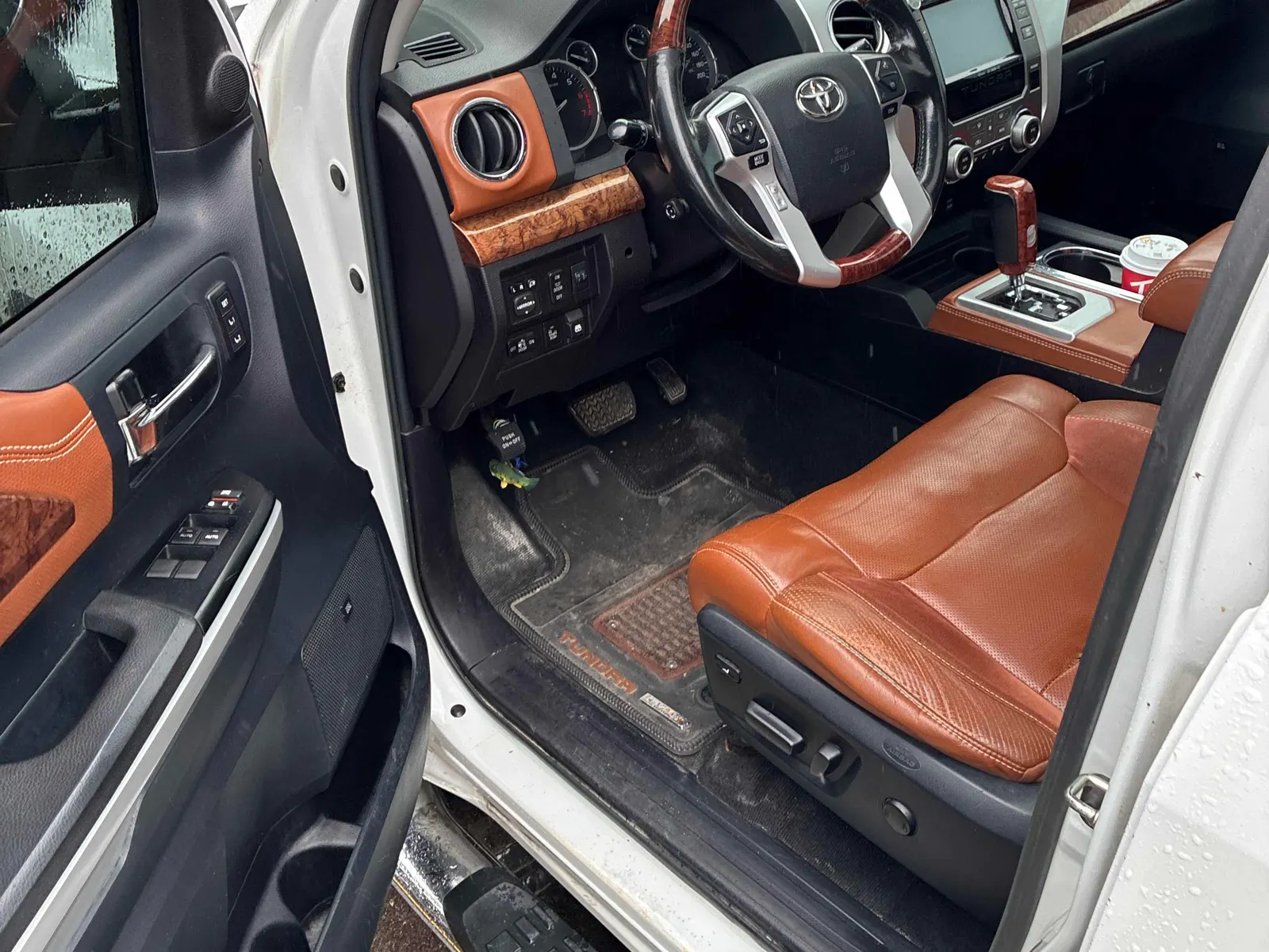 Interior driver side