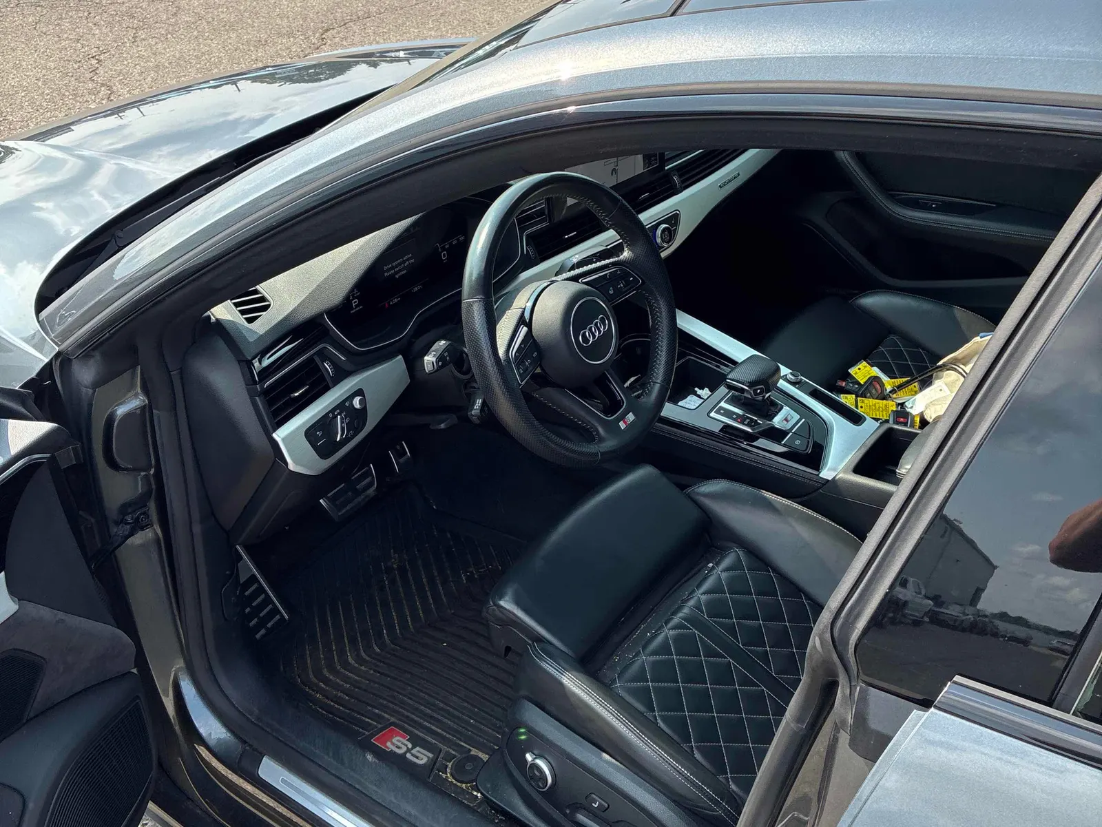 Interior driver side