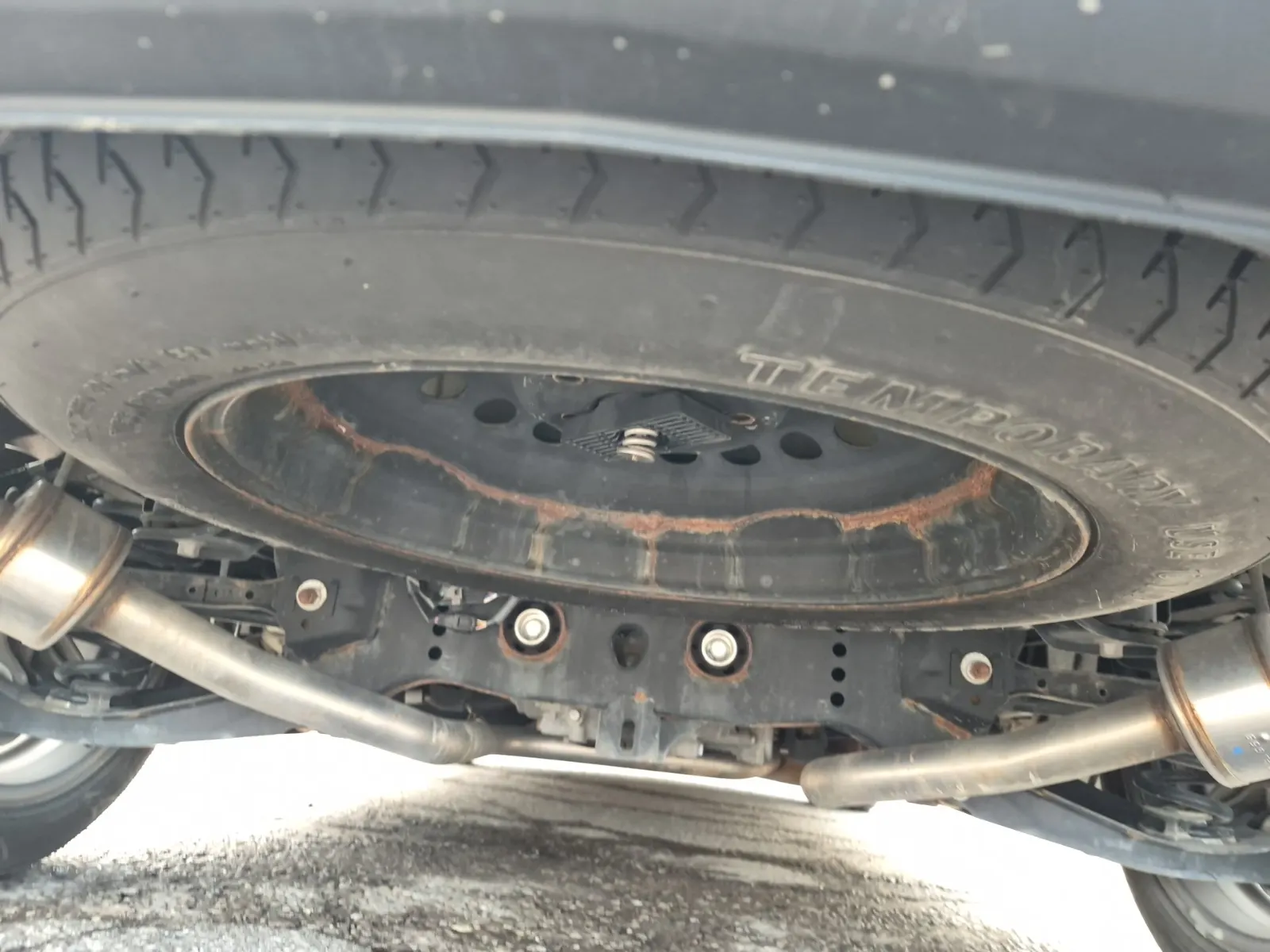 Spare Tire & Wheel Photo