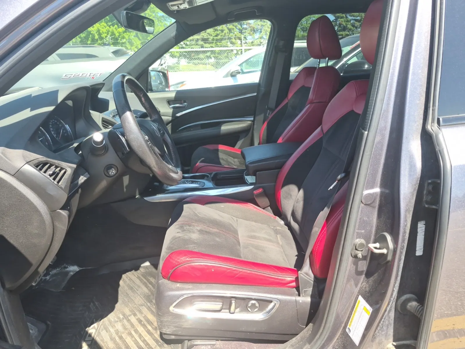 Front Interior Photo